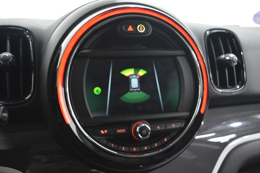 MINI MINI COUNTRYMAN F60