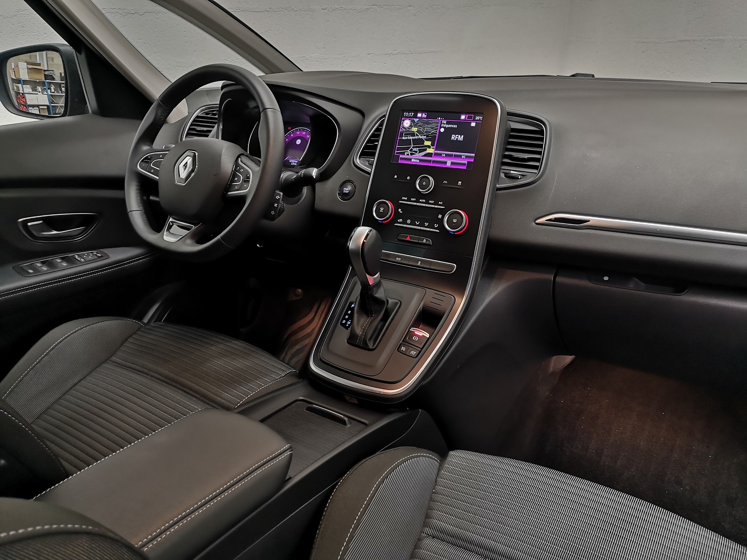 RENAULT GRAND SCENIC IV BUSINESS de 2018 Chartres Massoutre VO