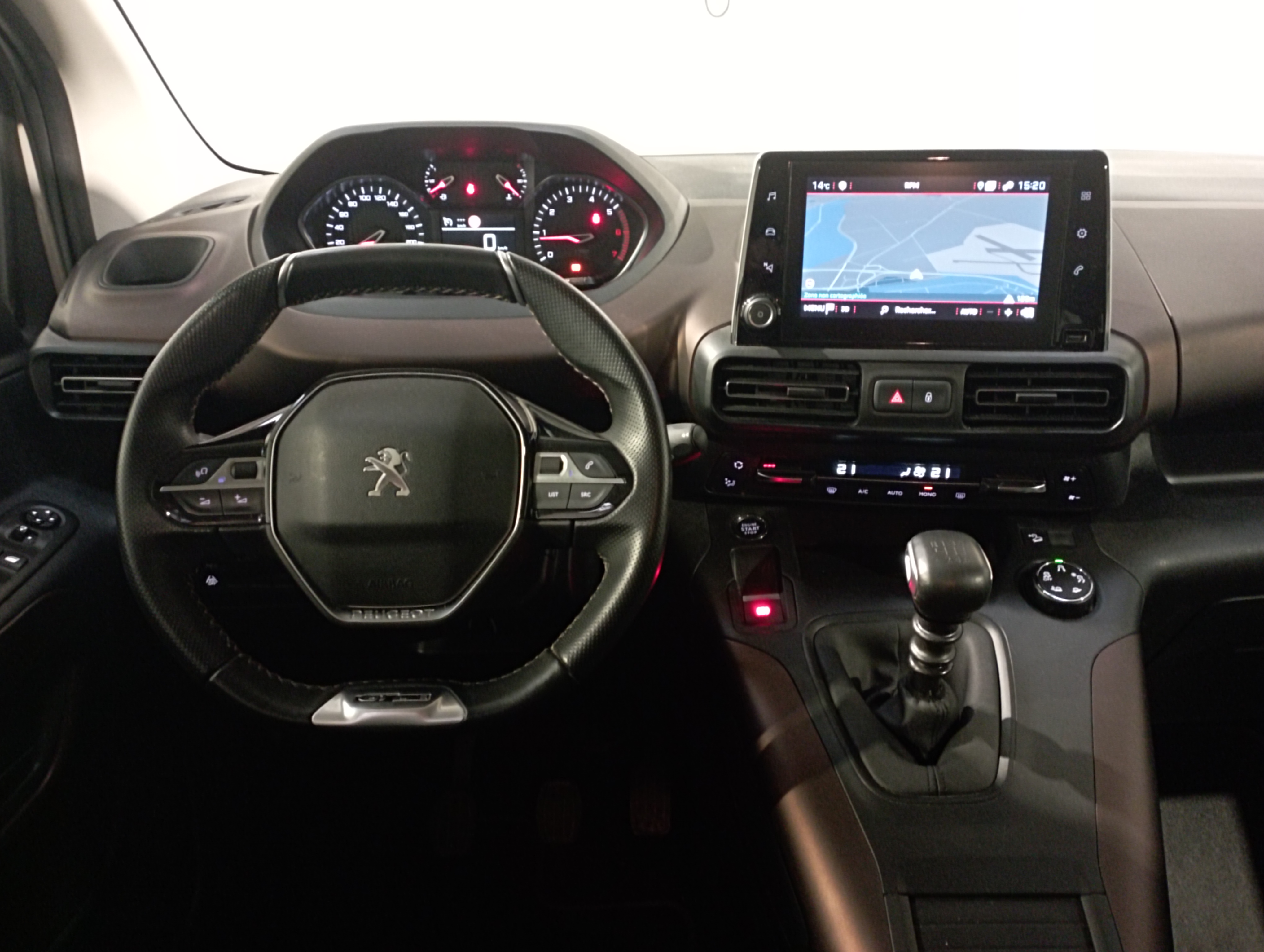 PEUGEOT RIFTER de 2019 - La Chapelle-Saint-Luc - Massoutre VO