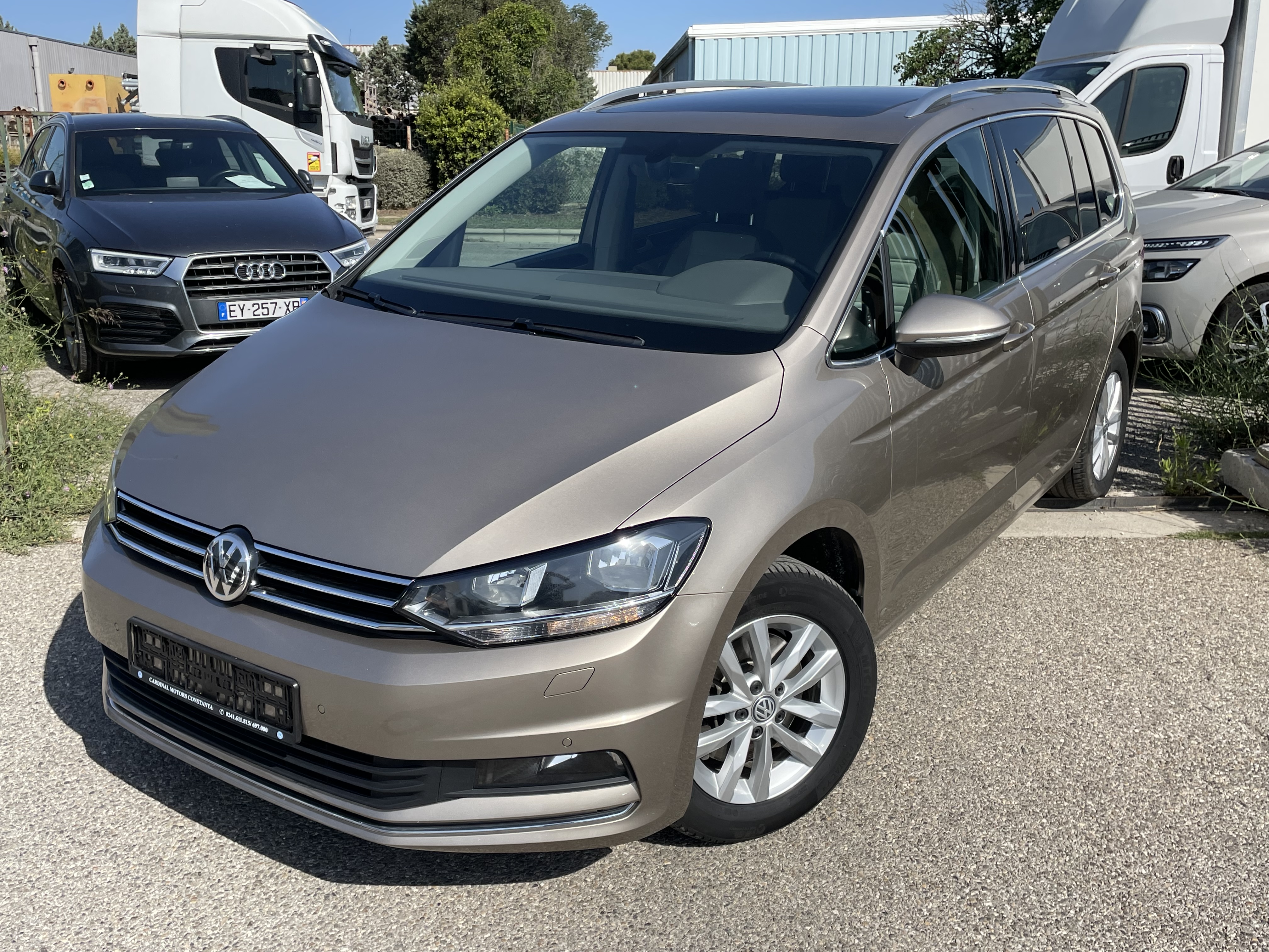 VOLKSWAGEN TOURAN 1.8 TSI EVO 180 DSG7 7pl Carat - 5P, voiture occasion