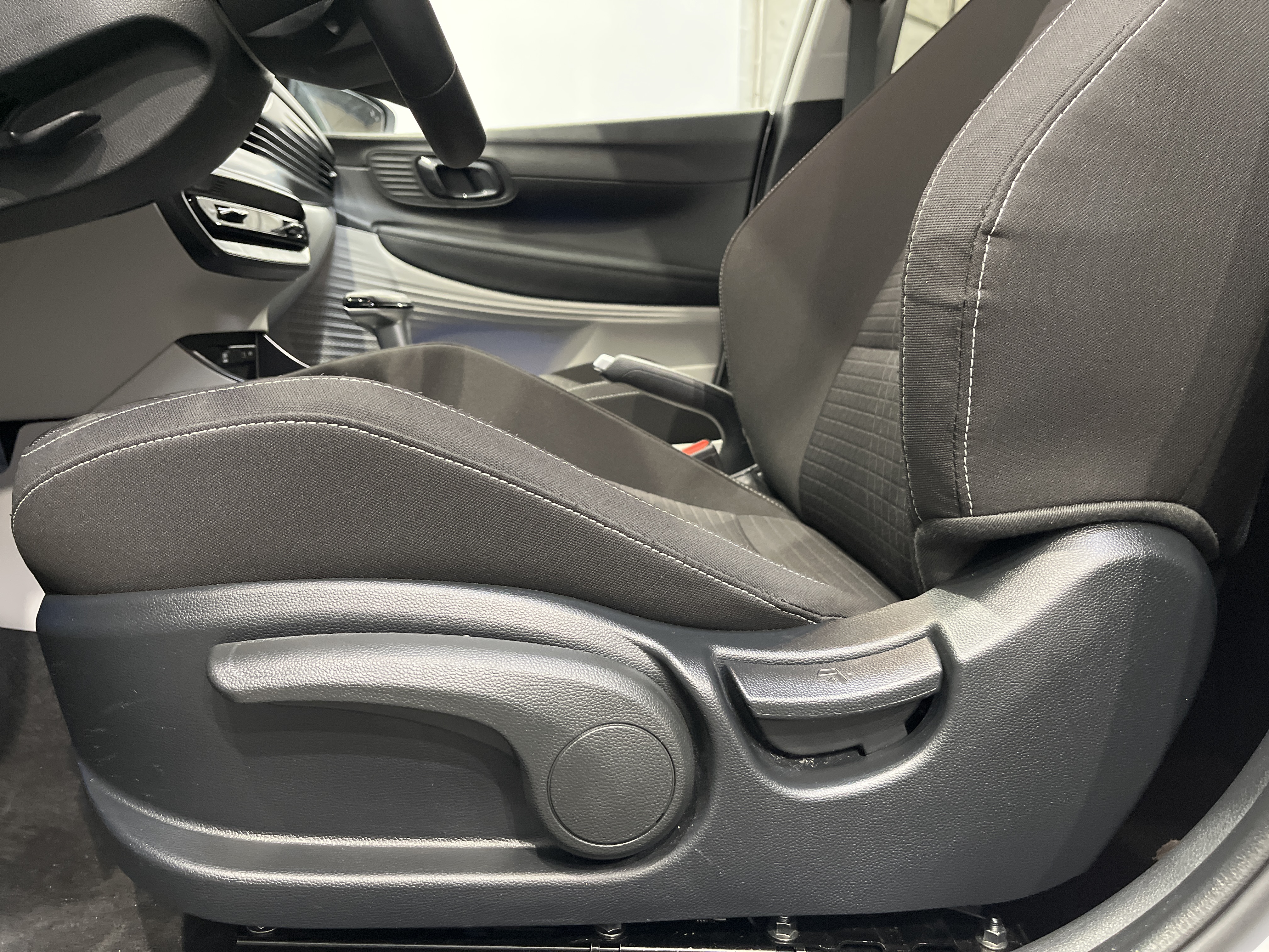 Photo 35 du véhicule HYUNDAI i20
