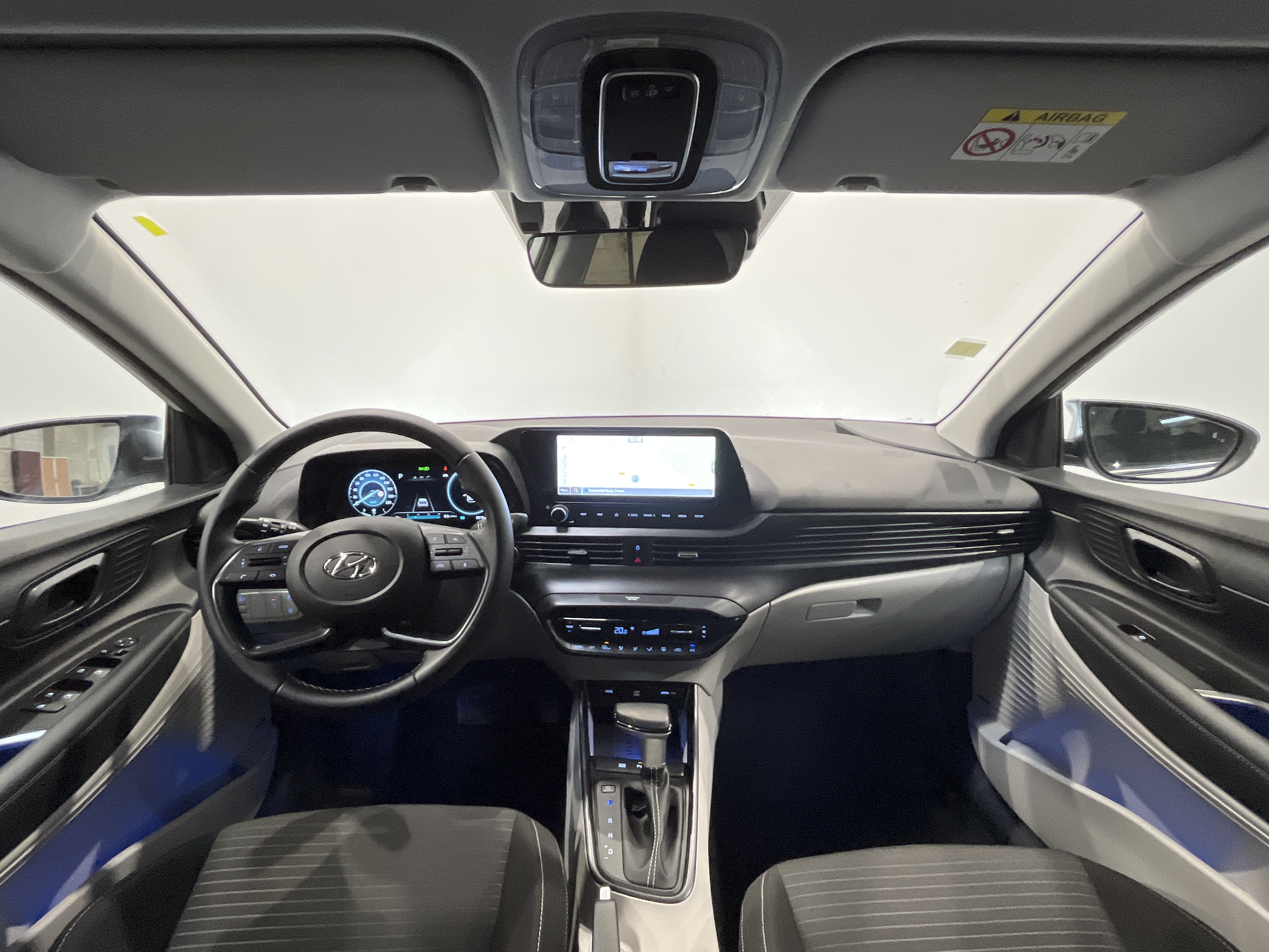 Photo 30 du véhicule HYUNDAI i20