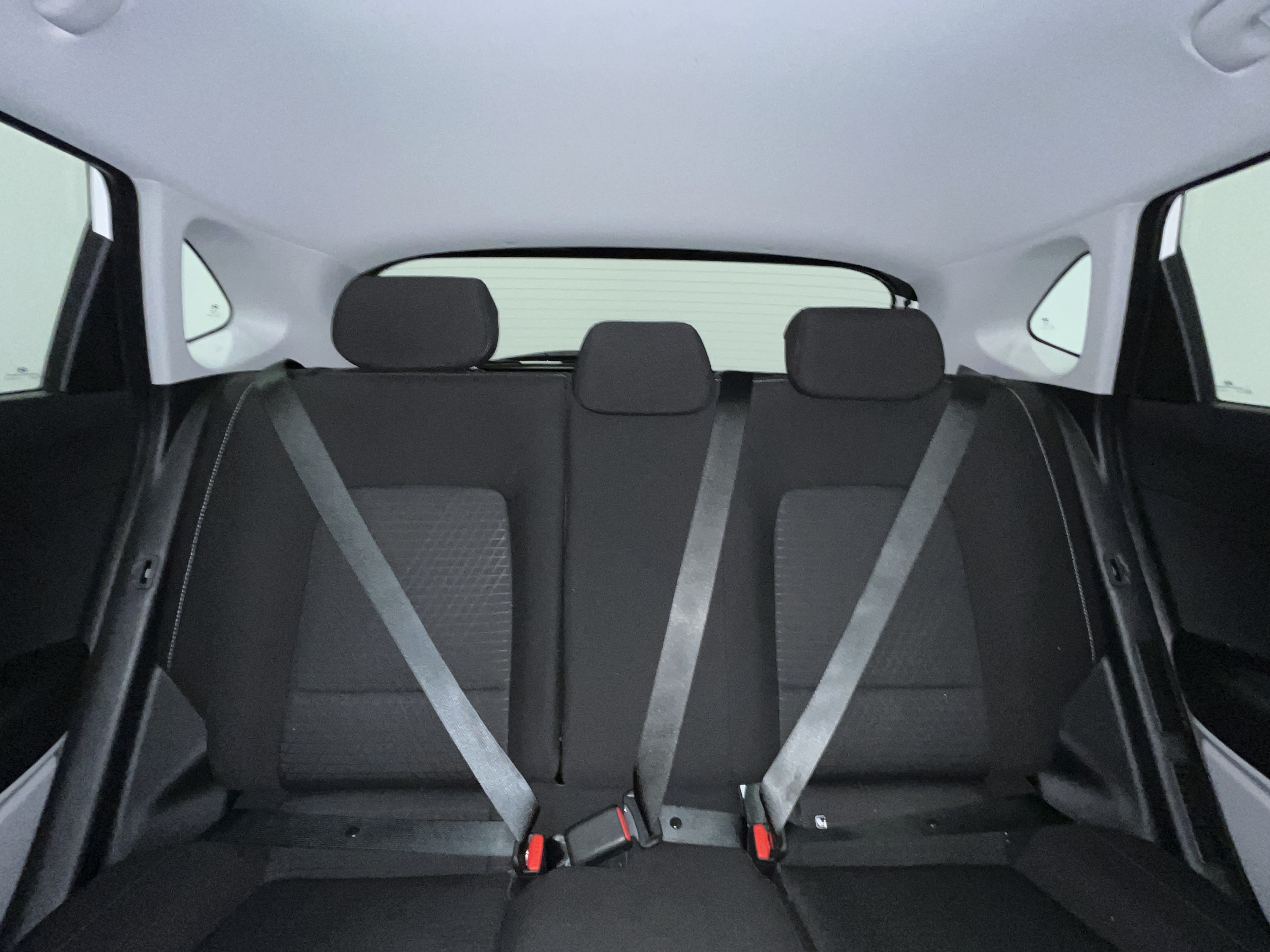 Photo 41 du véhicule HYUNDAI i20