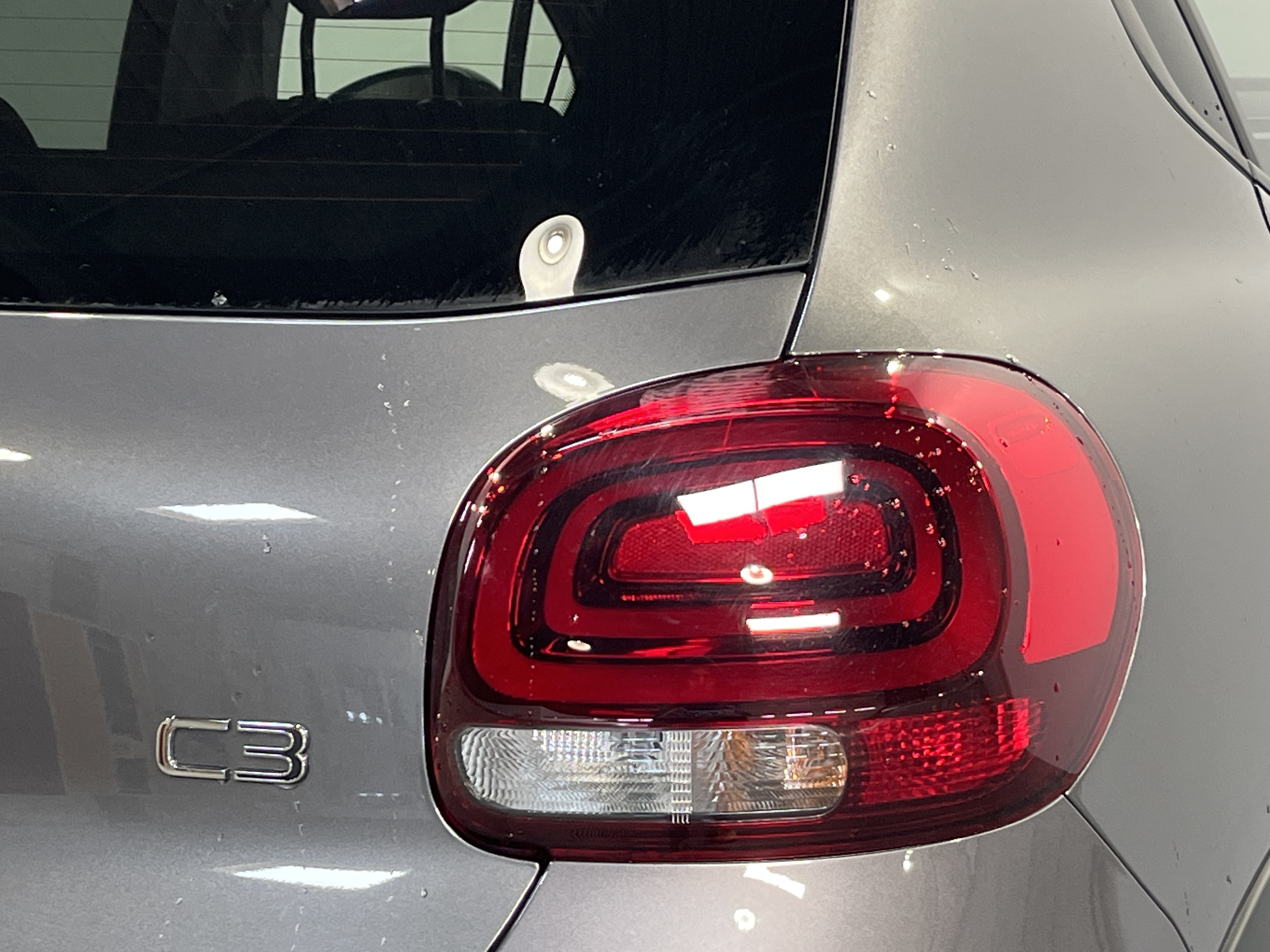 Photo 8 du véhicule CITROEN C3