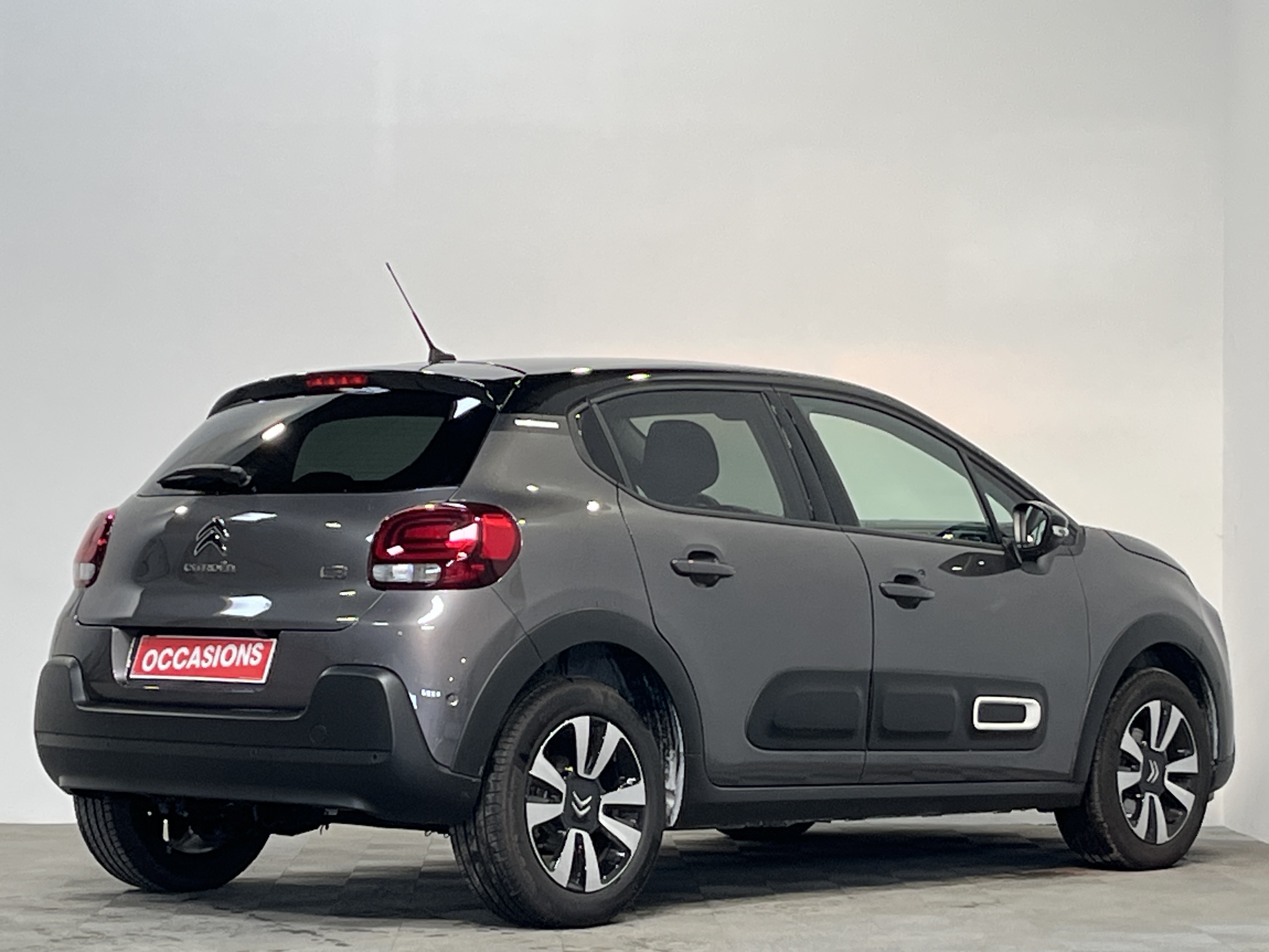 Photo 3 du véhicule CITROEN C3