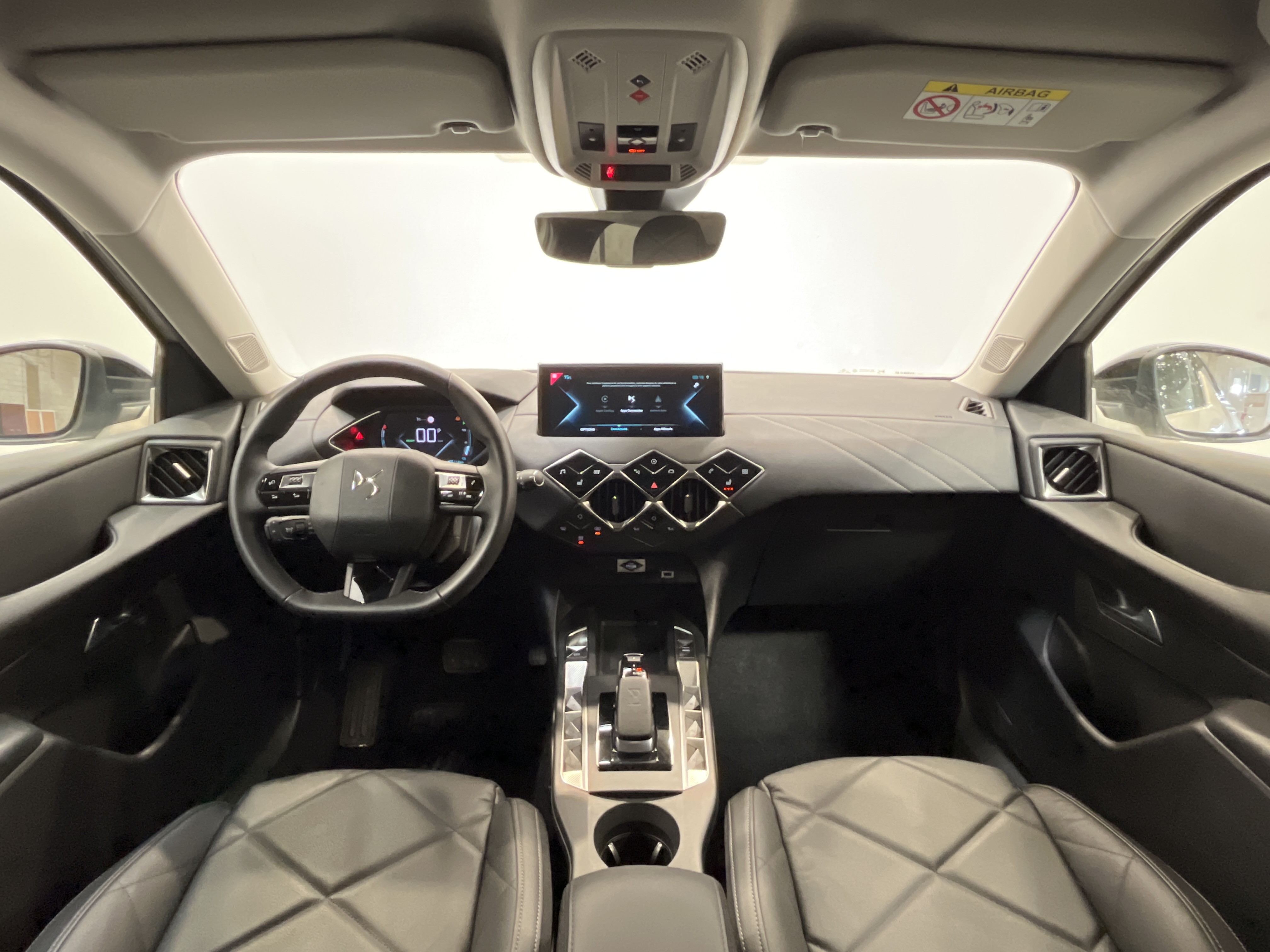 Photo 33 du véhicule DS DS 3 CROSSBACK