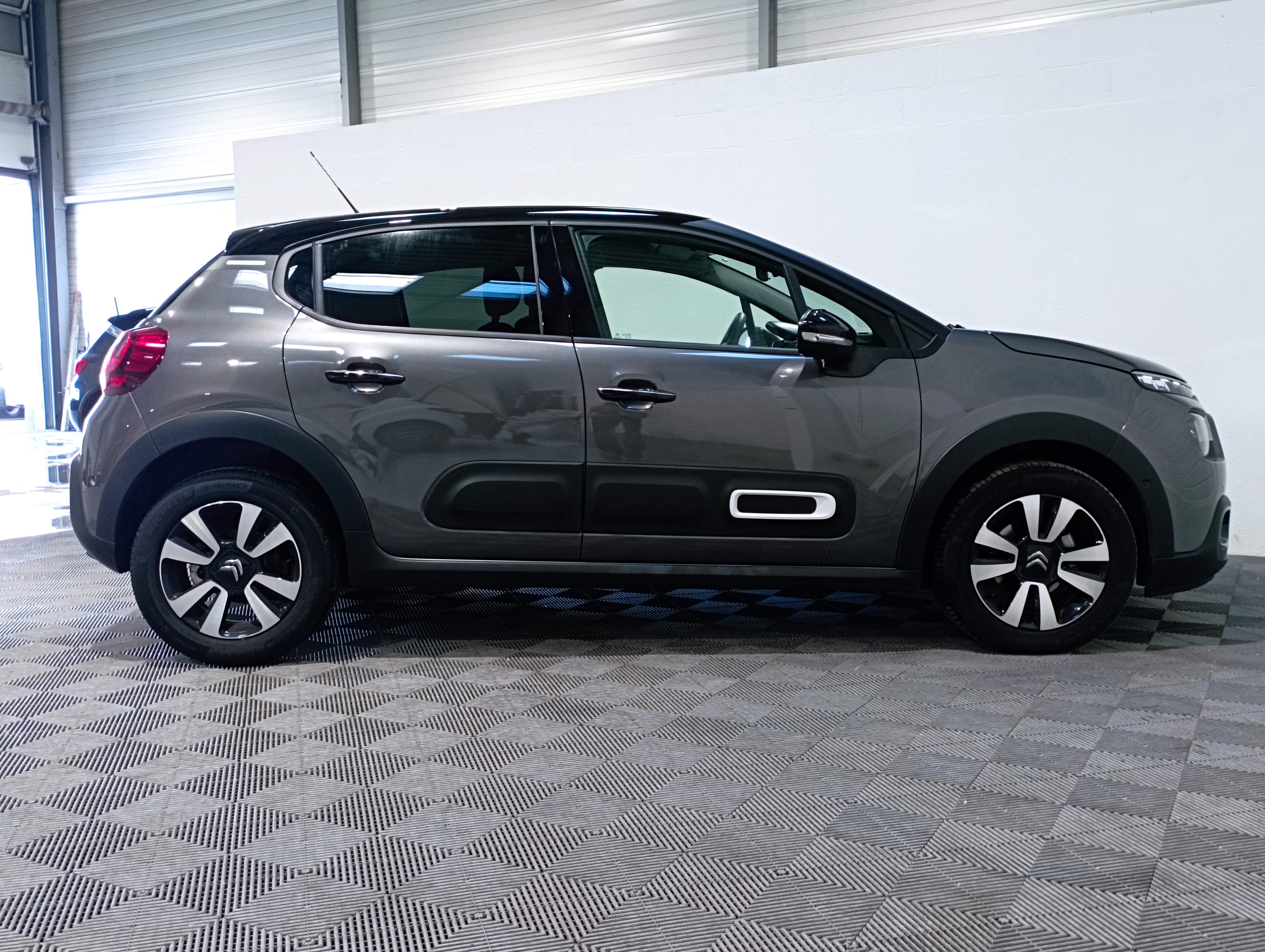 Photo 10 du véhicule CITROEN C3