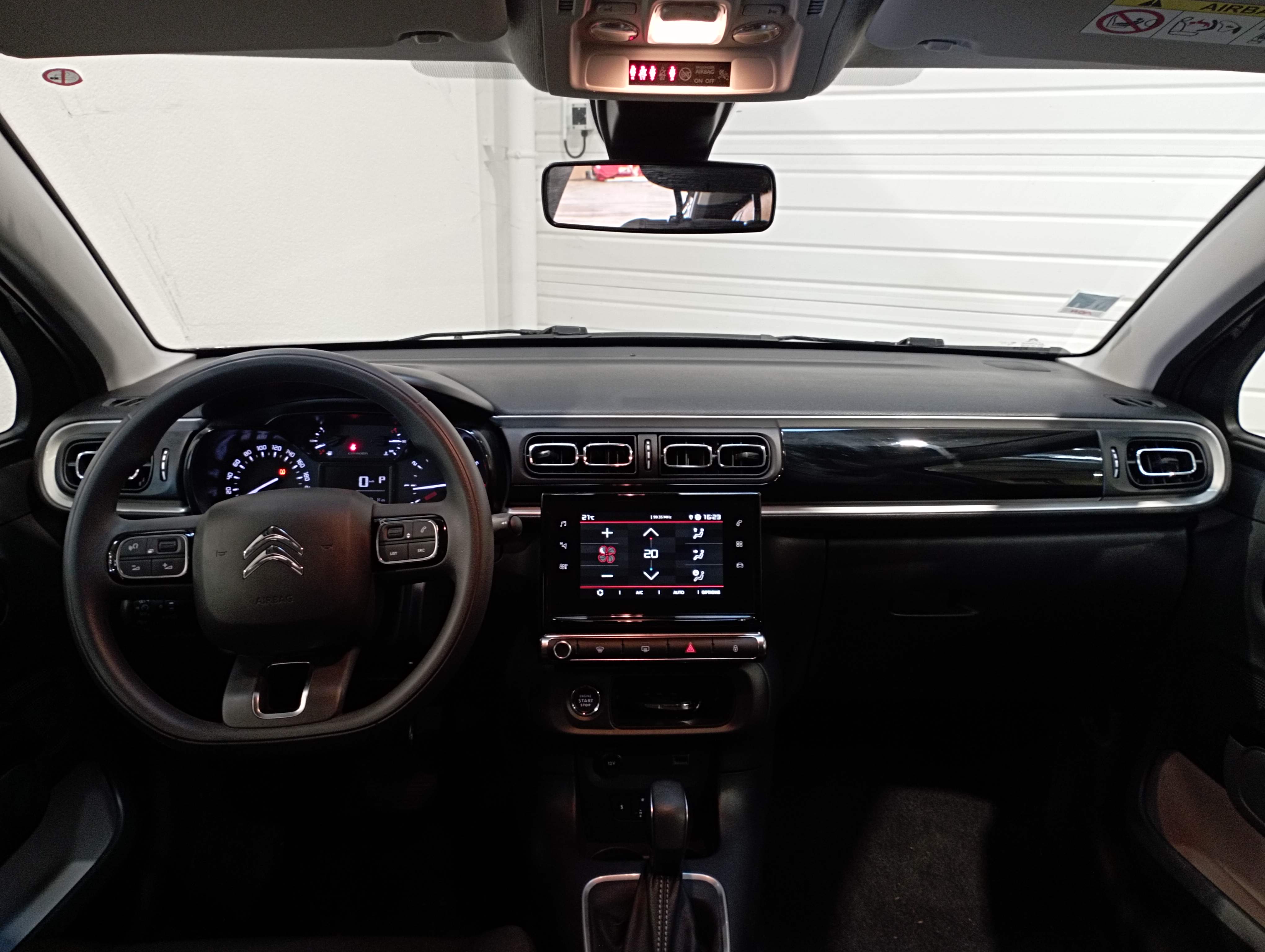 Photo 15 du véhicule CITROEN C3