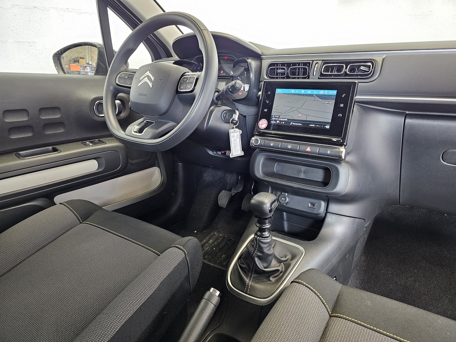 Photo 8 du véhicule CITROEN C3