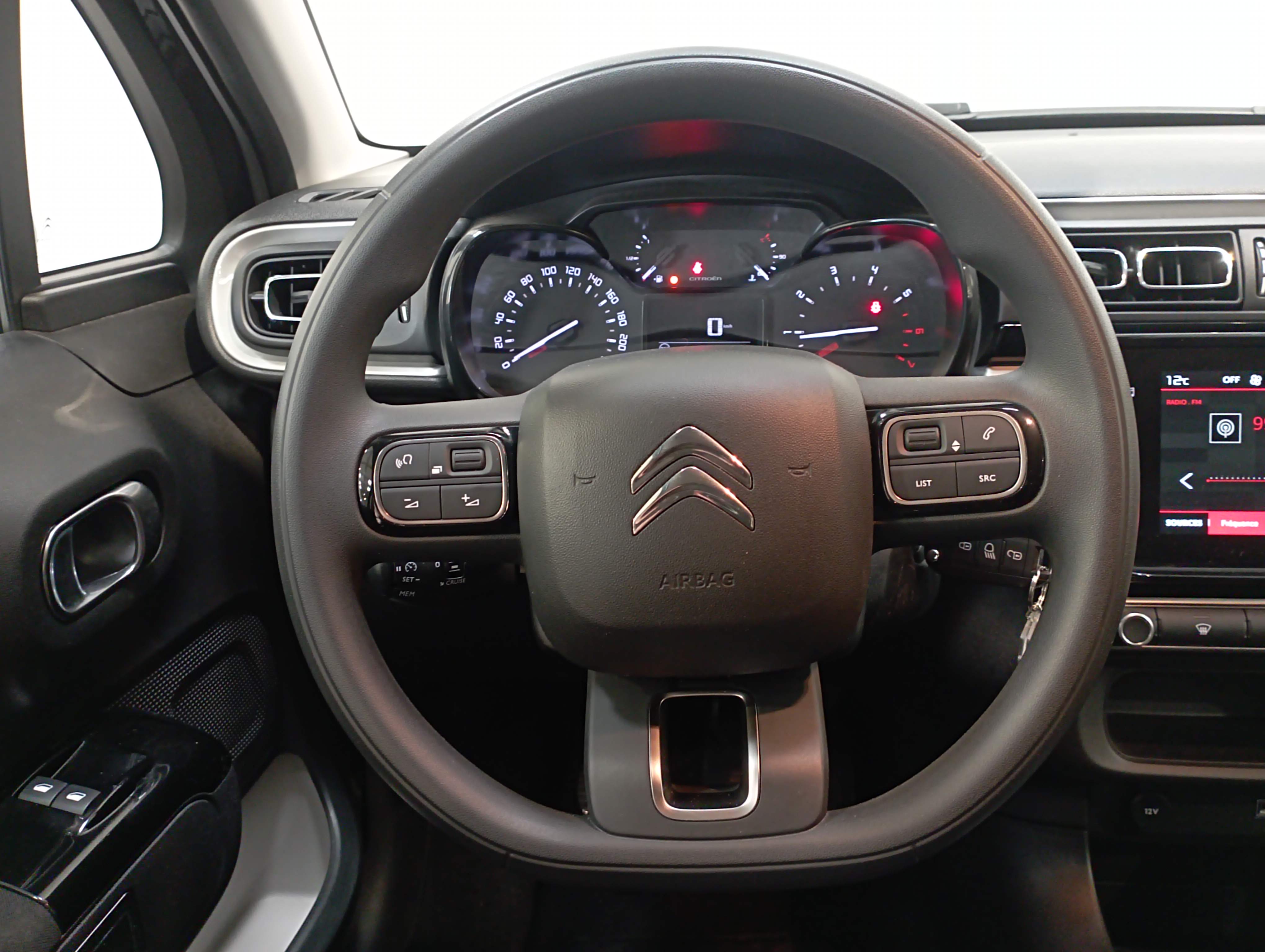Photo 16 du véhicule CITROEN C3