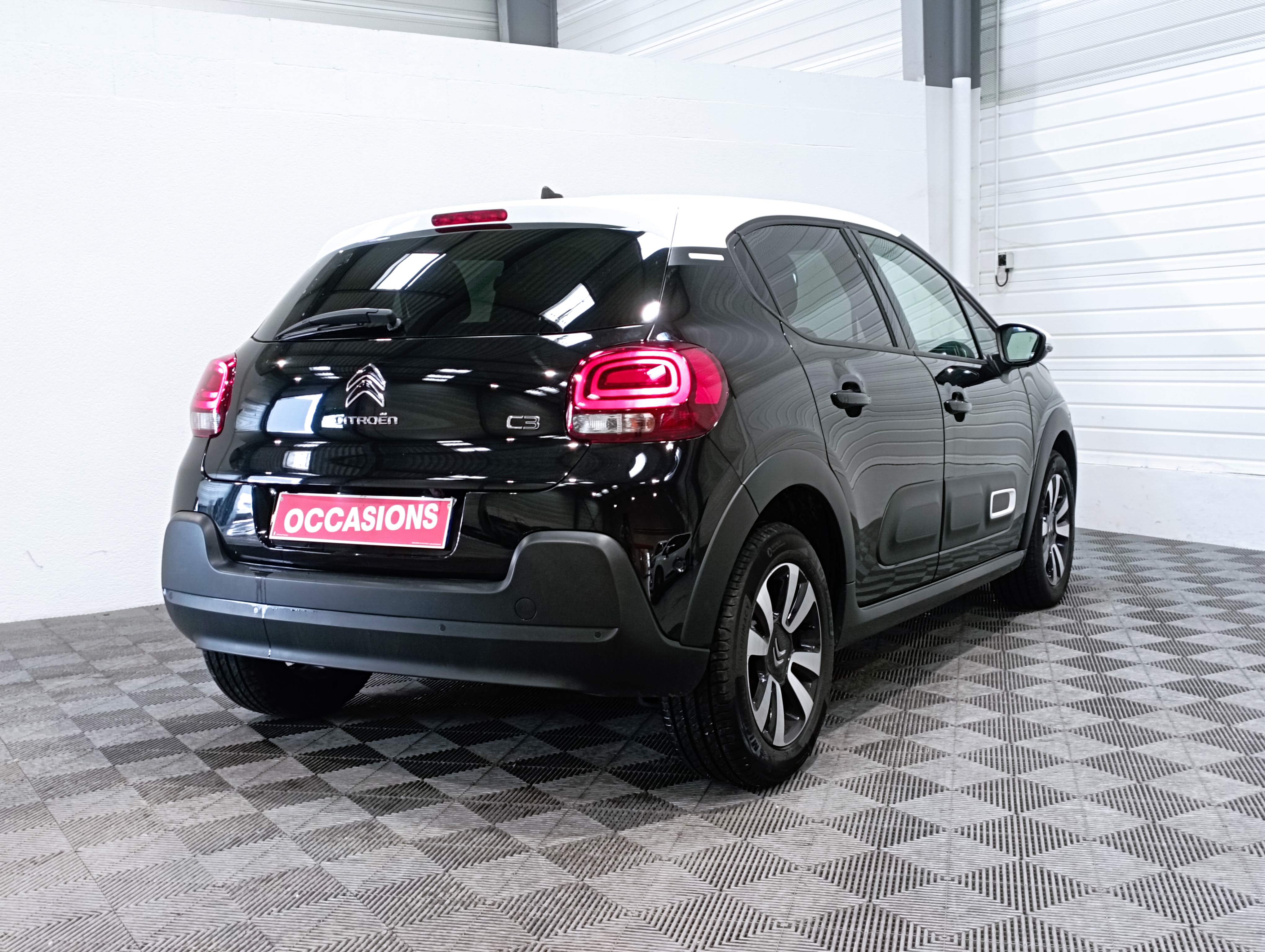 Photo 6 du véhicule CITROEN C3