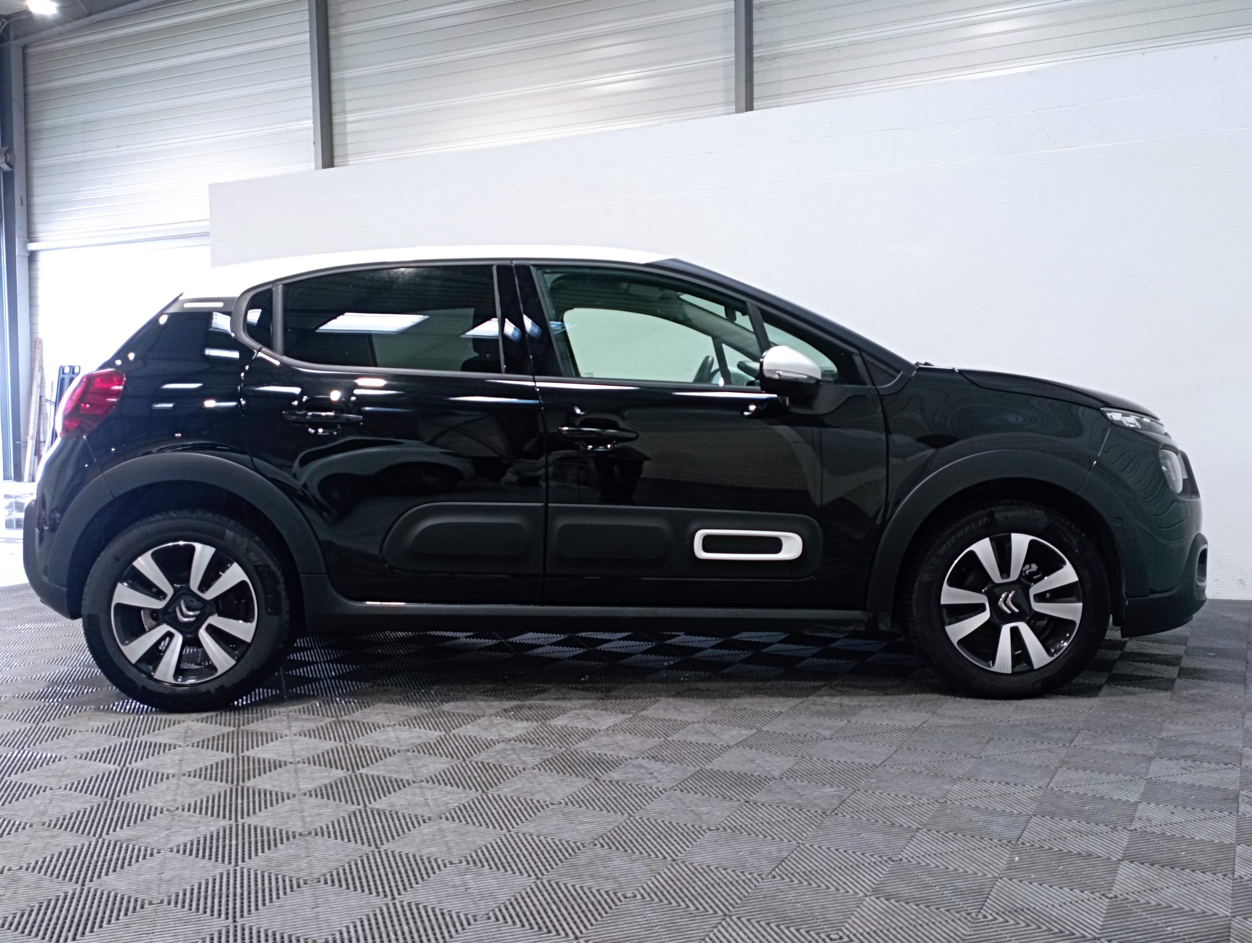 Photo 10 du véhicule CITROEN C3