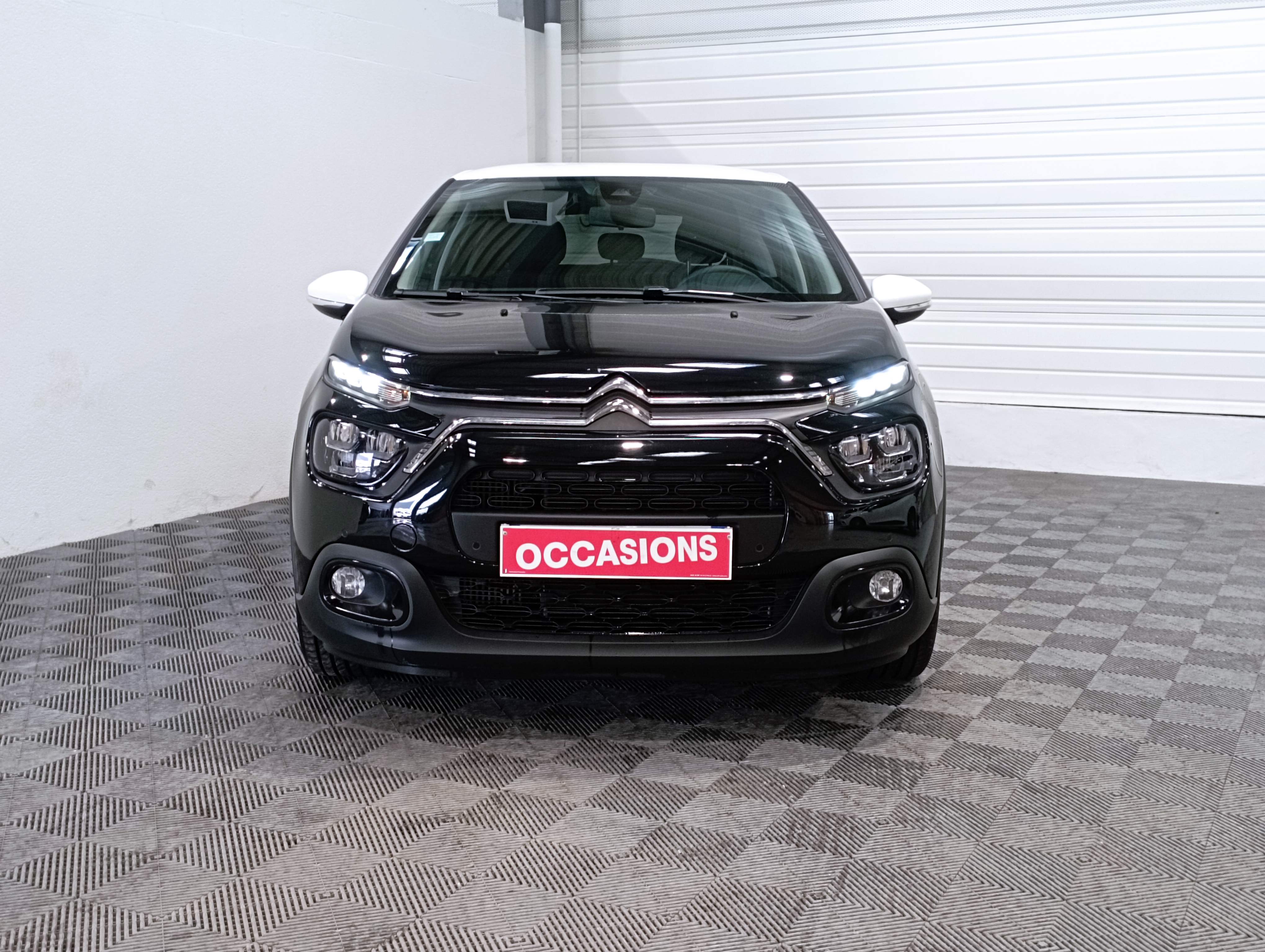 Photo 2 du véhicule CITROEN C3