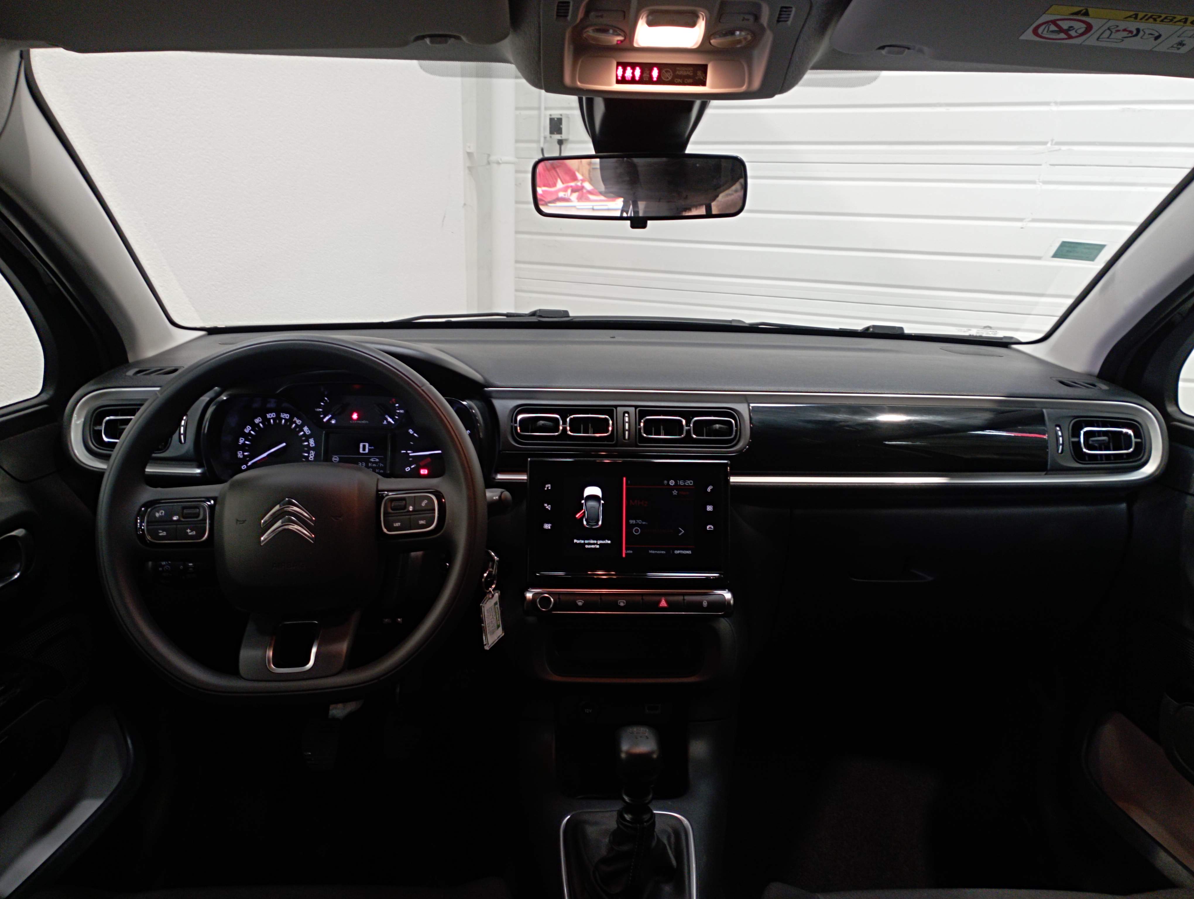 Photo 15 du véhicule CITROEN C3