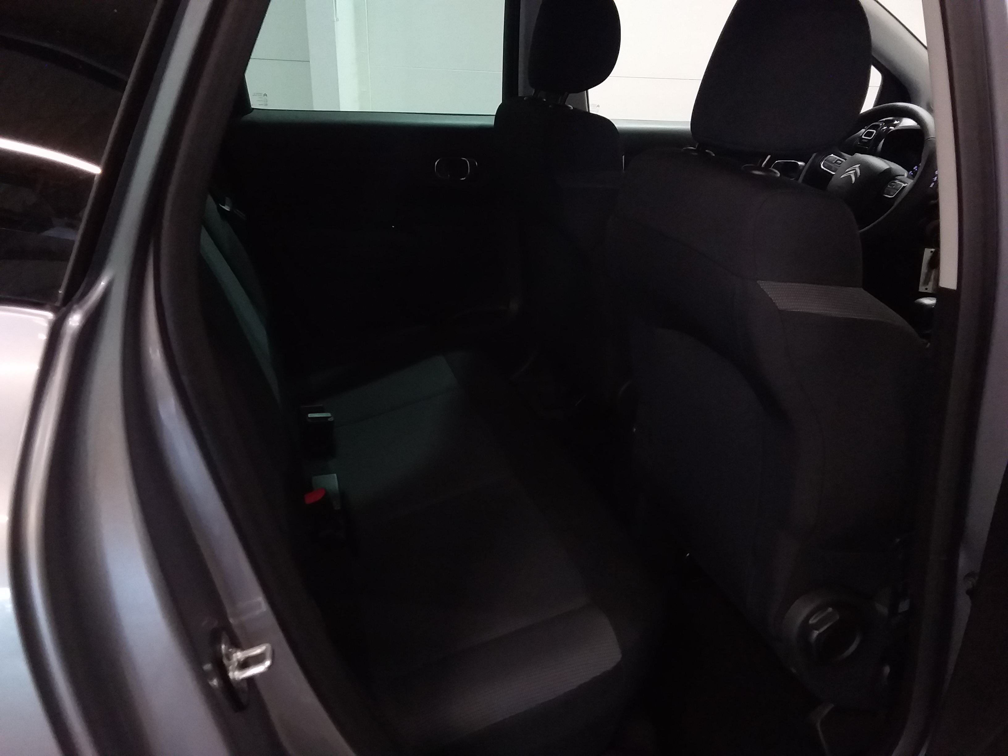 Photo 9 du véhicule CITROEN C3 AIRCROSS