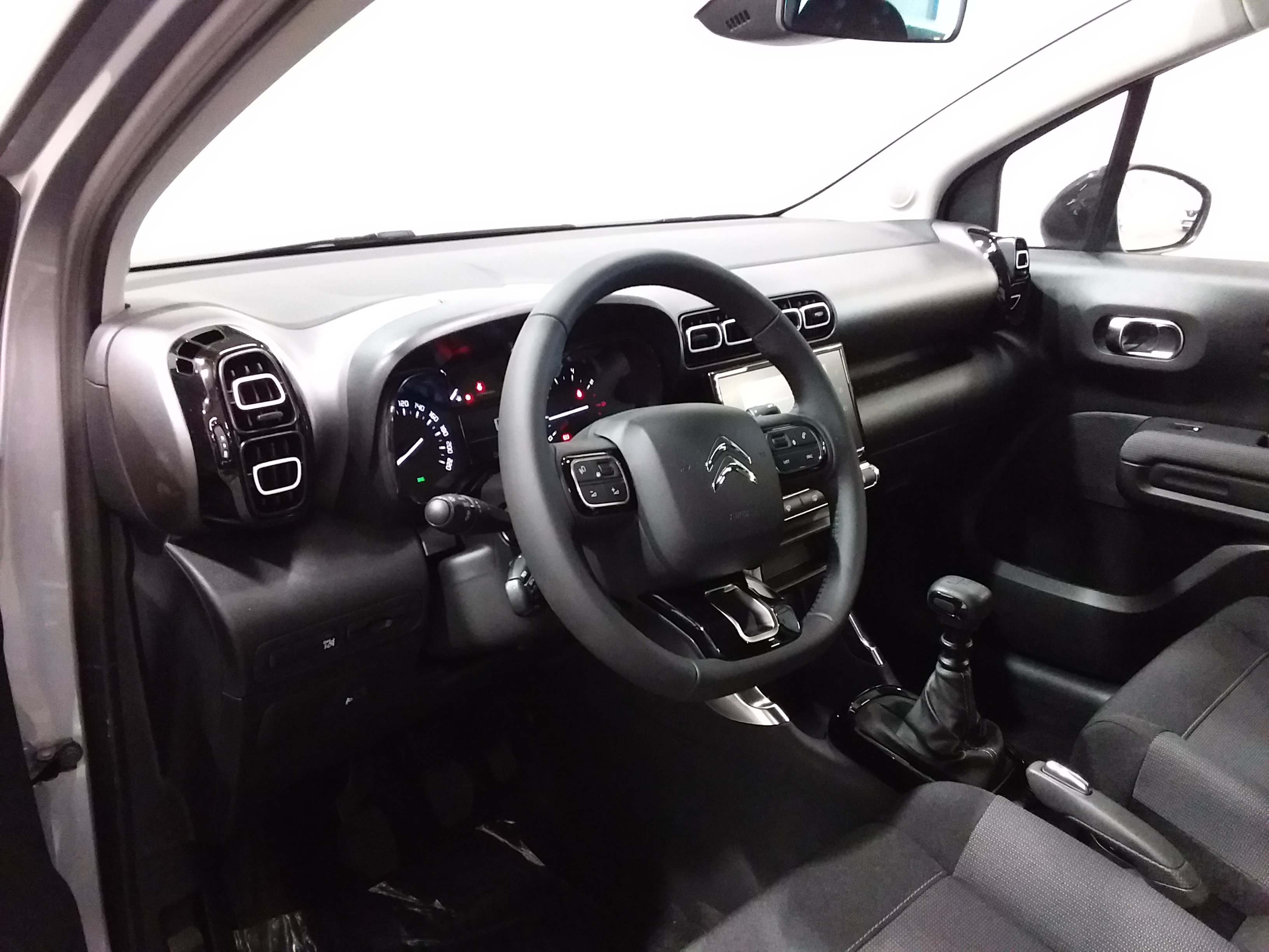 Photo 14 du véhicule CITROEN C3 AIRCROSS
