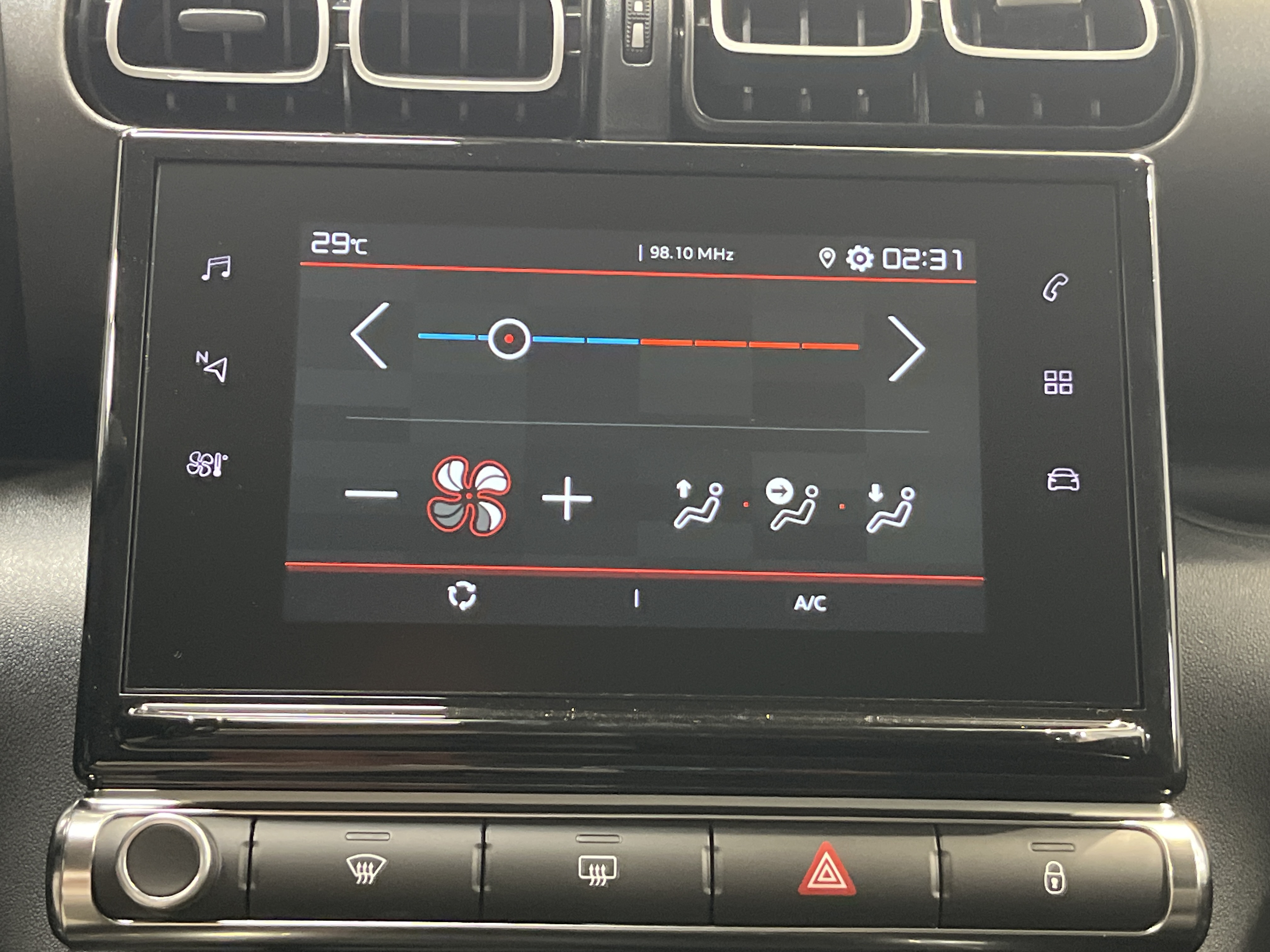 Photo 15 du véhicule CITROEN C3 AIRCROSS