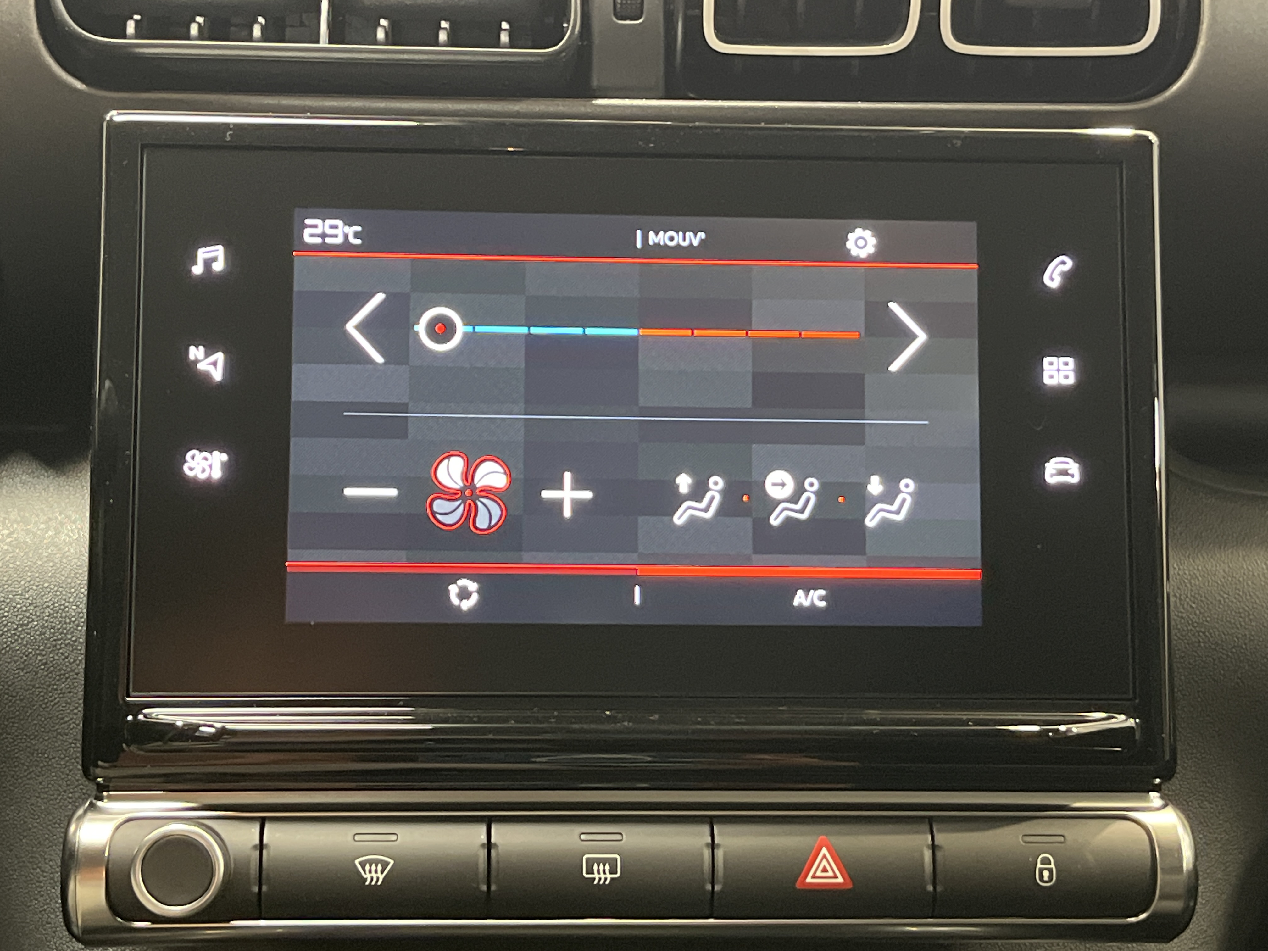 Photo 15 du véhicule CITROEN C3 AIRCROSS