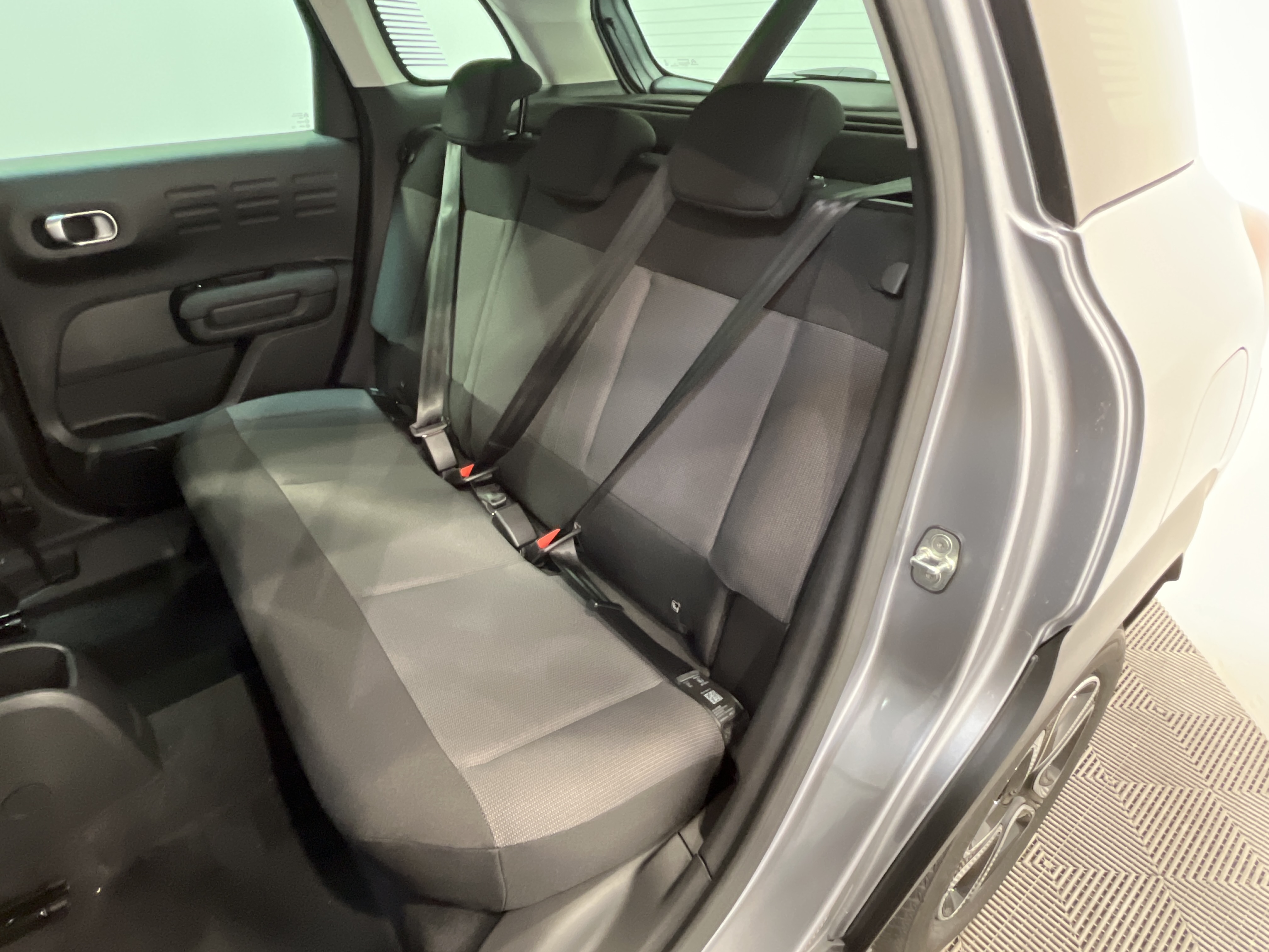 Photo 10 du véhicule CITROEN C3 AIRCROSS