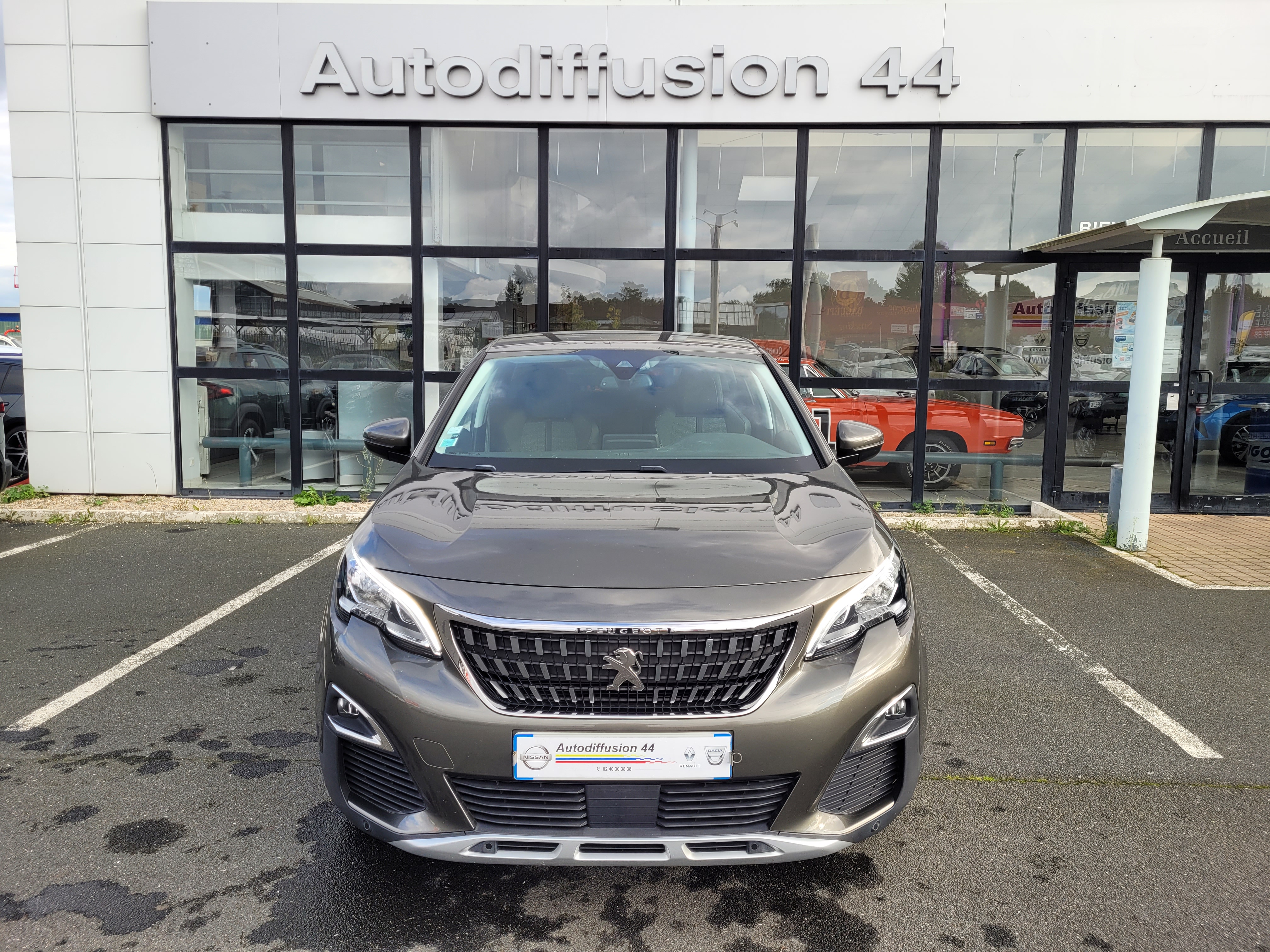 PEUGEOT 3008