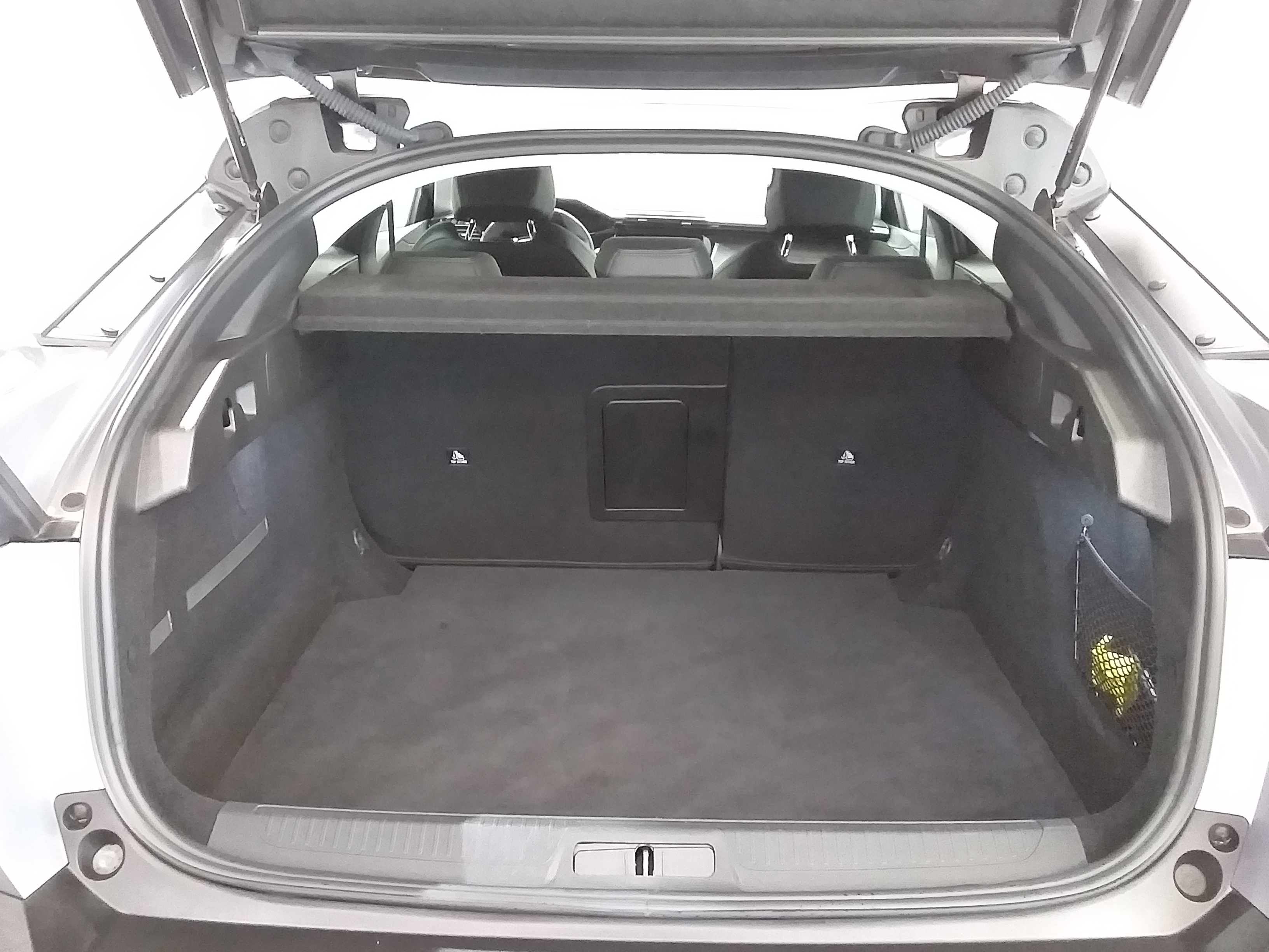 Photo 12 du véhicule PEUGEOT 408