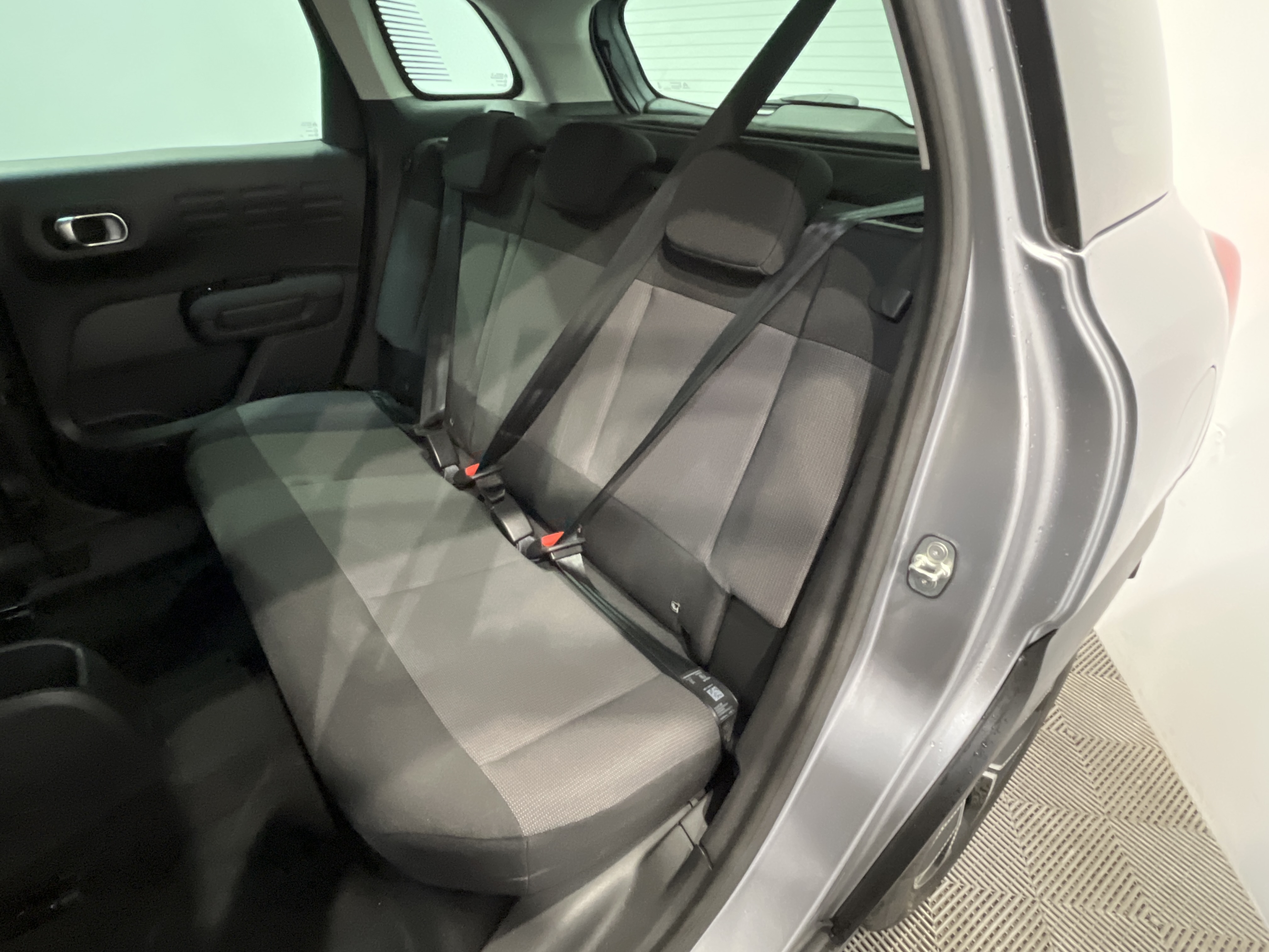 Photo 10 du véhicule CITROEN C3 AIRCROSS