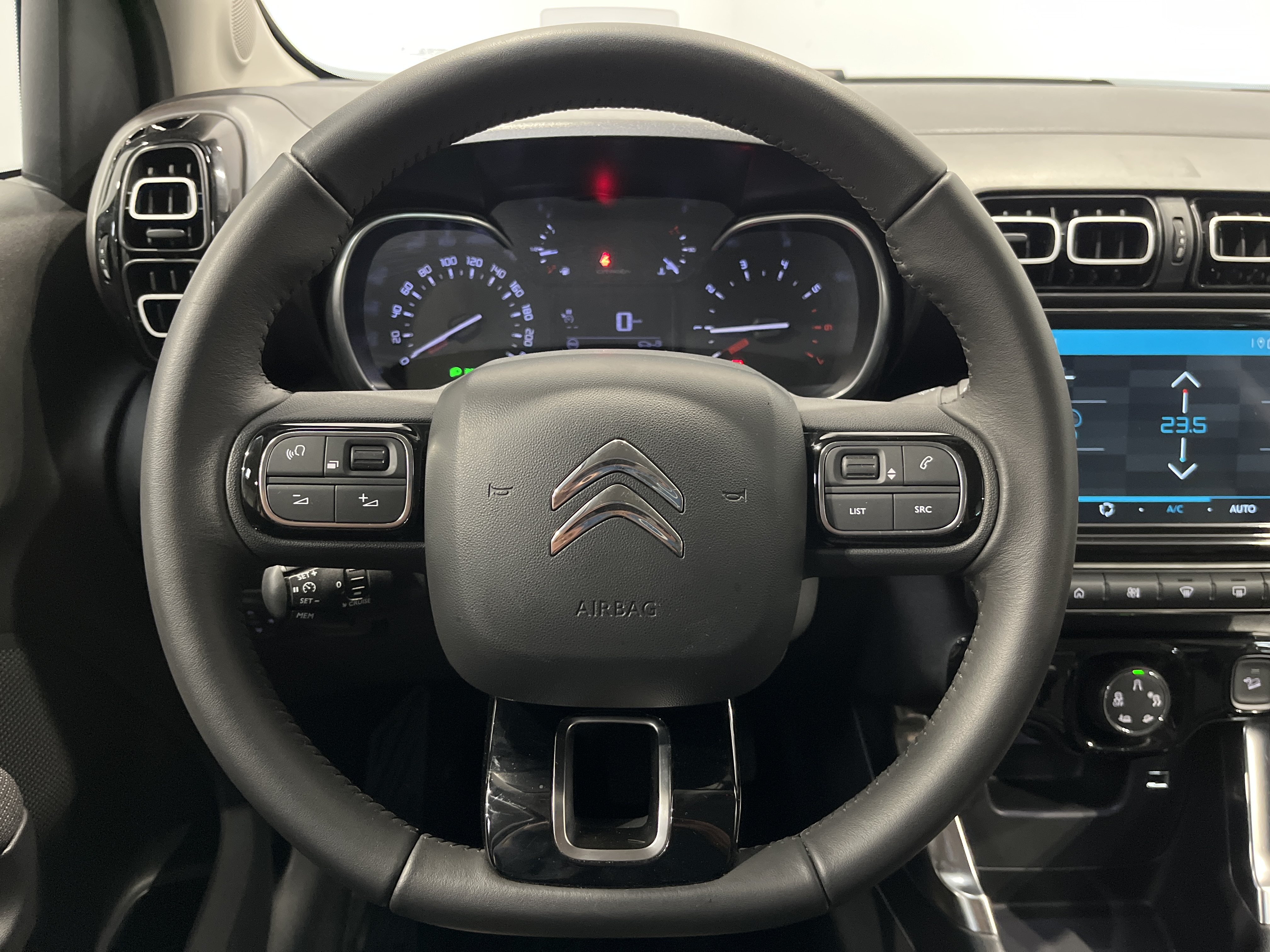 Photo 11 du véhicule CITROEN C3 AIRCROSS