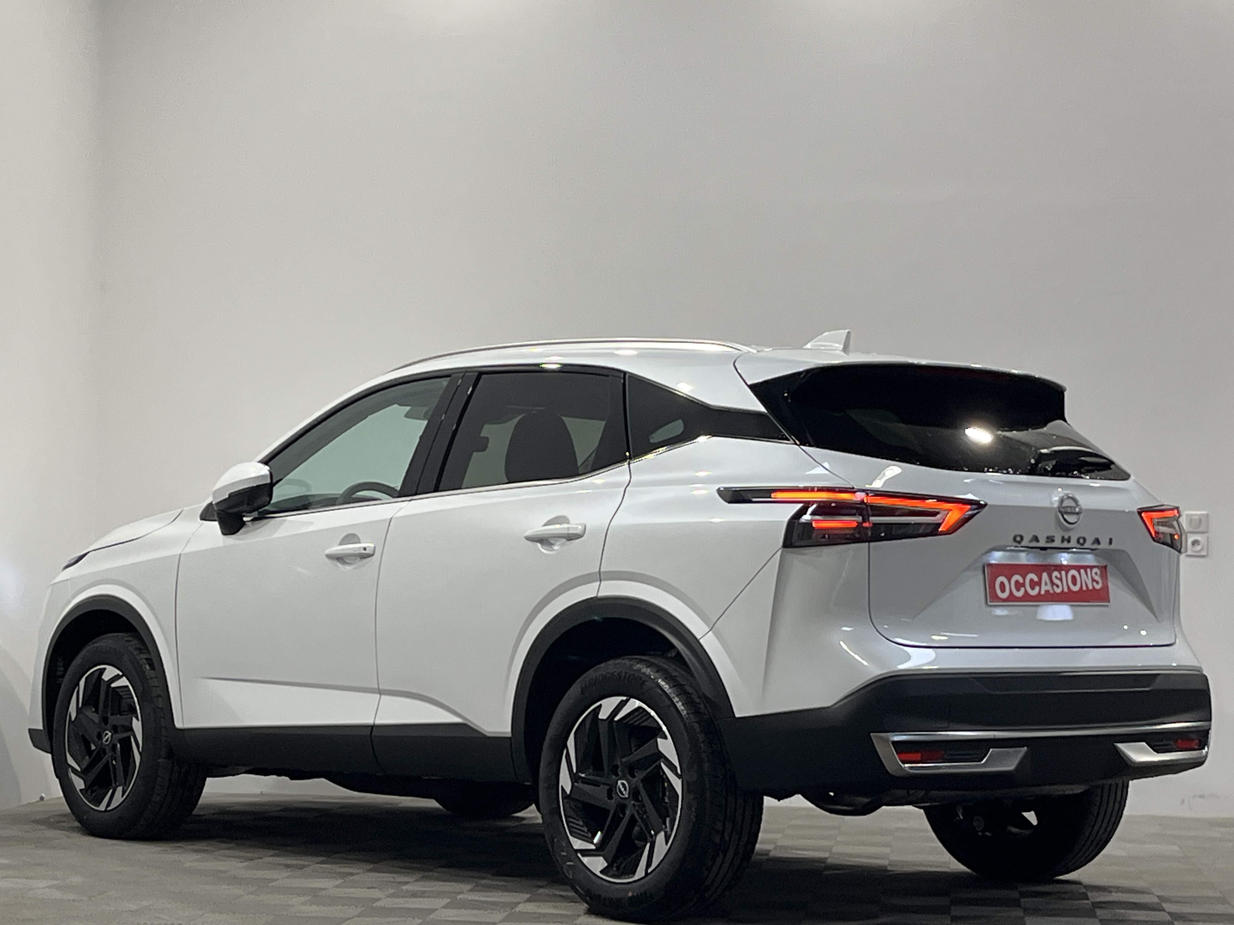 Photo 4 du véhicule NISSAN QASHQAI