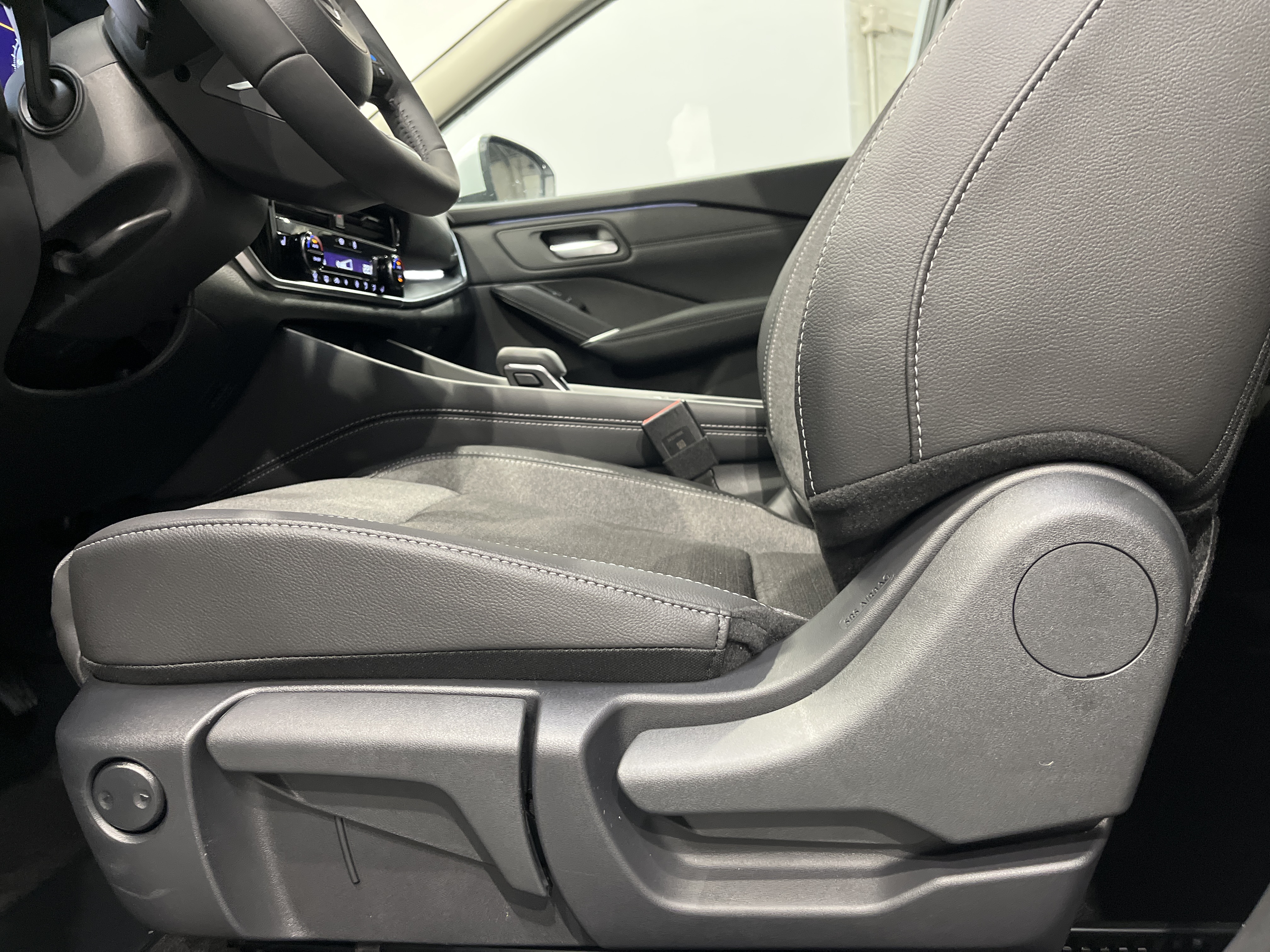 Photo 38 du véhicule NISSAN QASHQAI