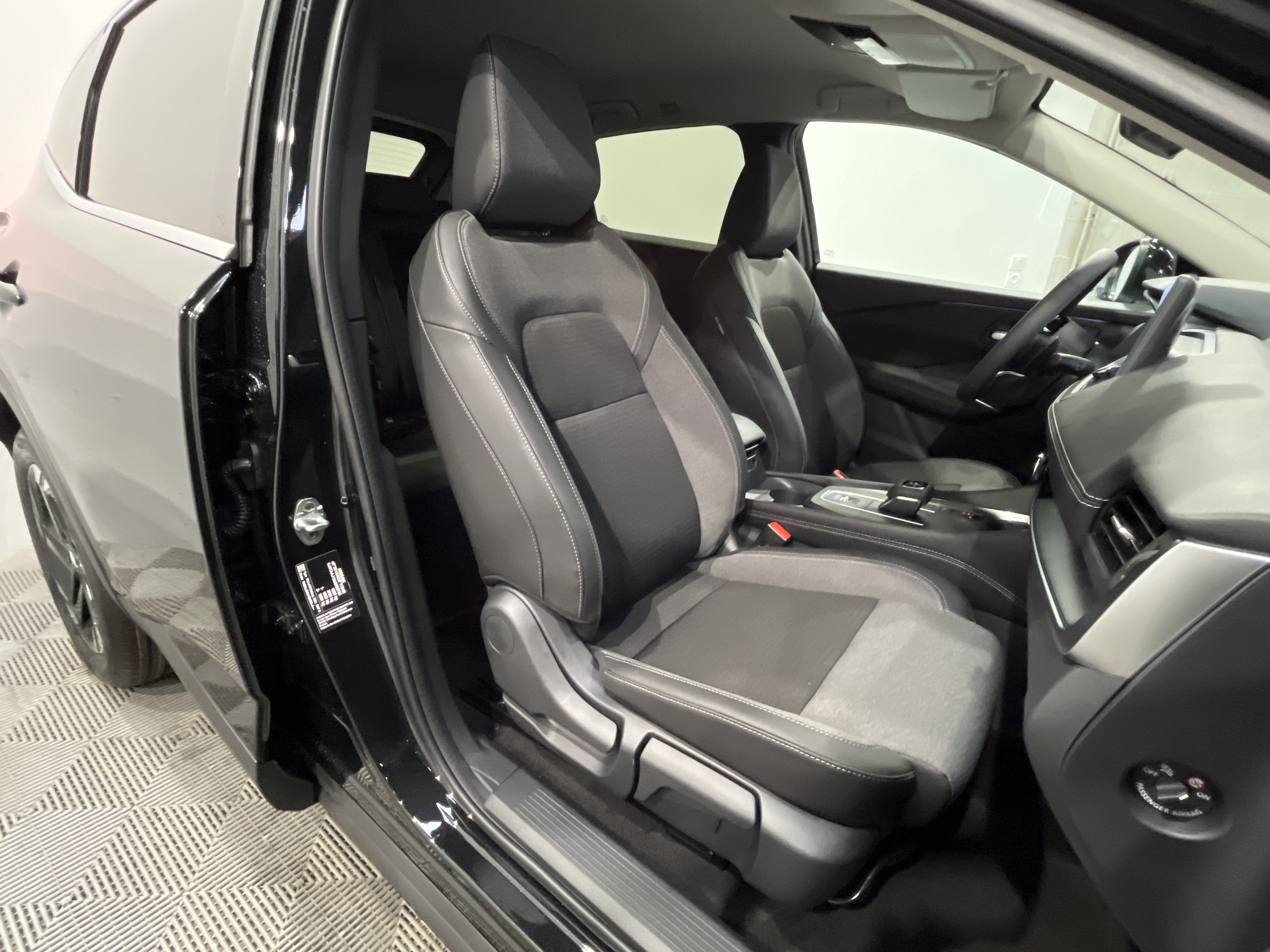 Photo 44 du véhicule NISSAN QASHQAI