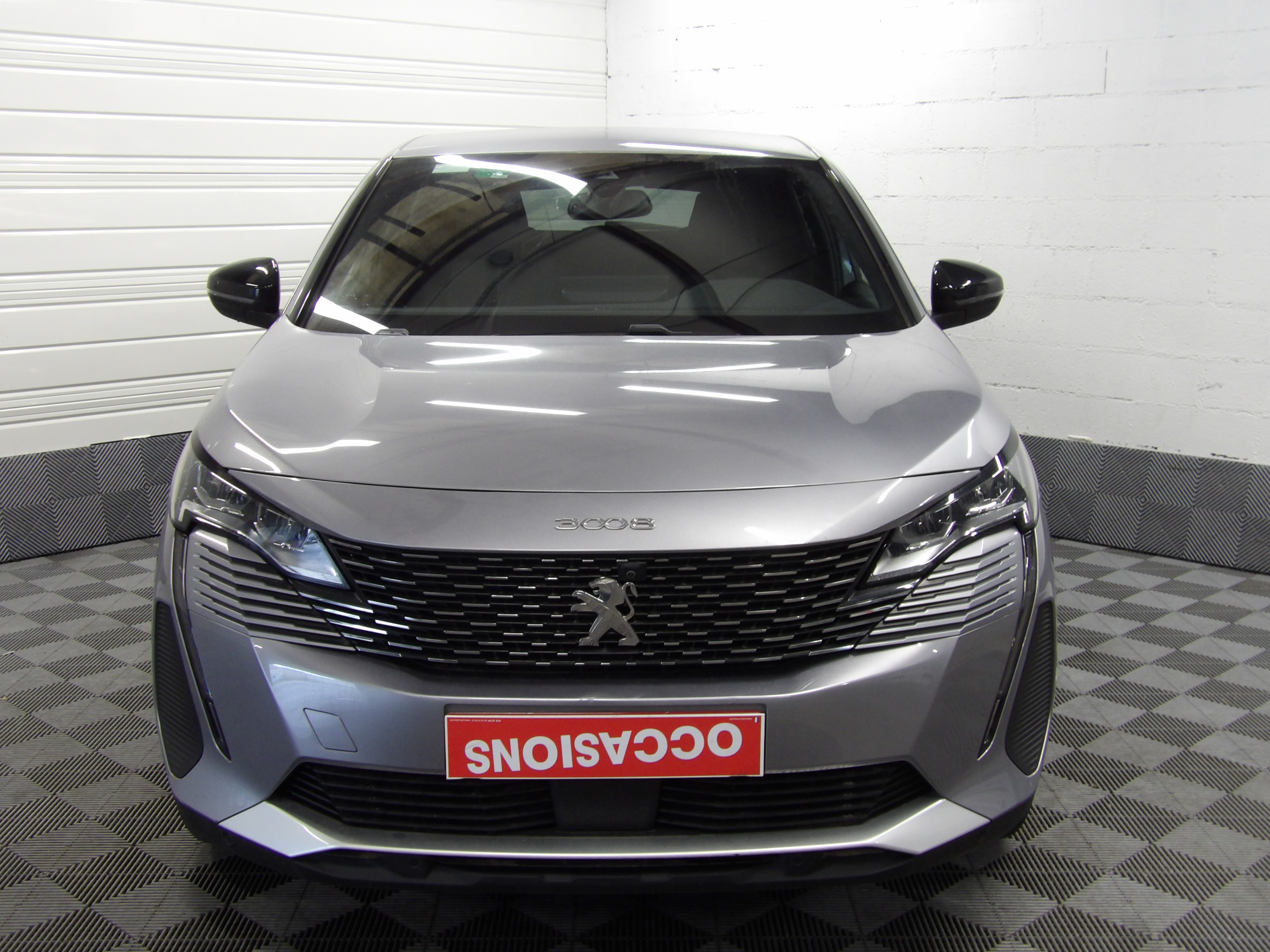 Photo 2 du véhicule PEUGEOT 3008