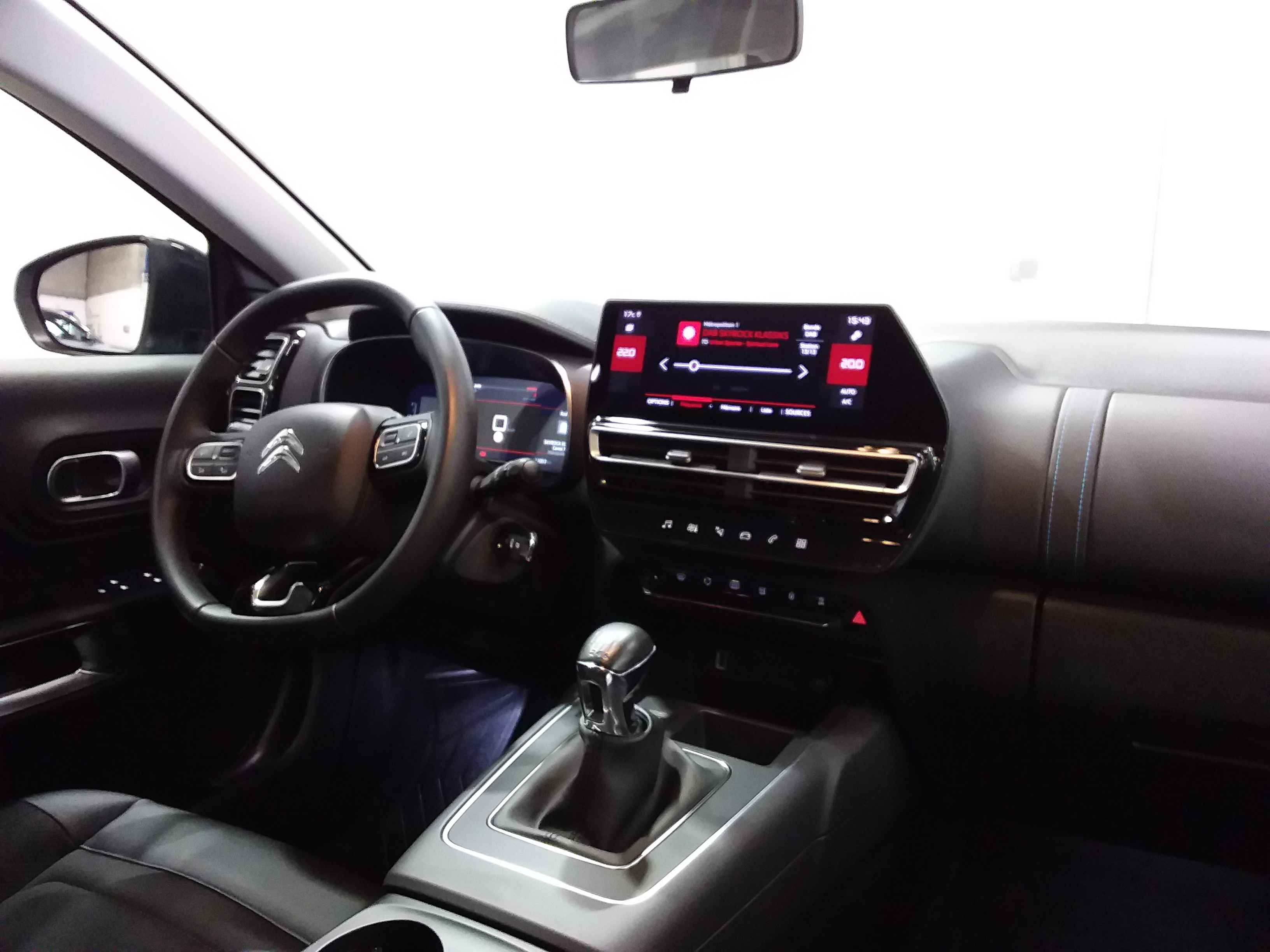 Photo 9 du véhicule CITROEN C5 AIRCROSS