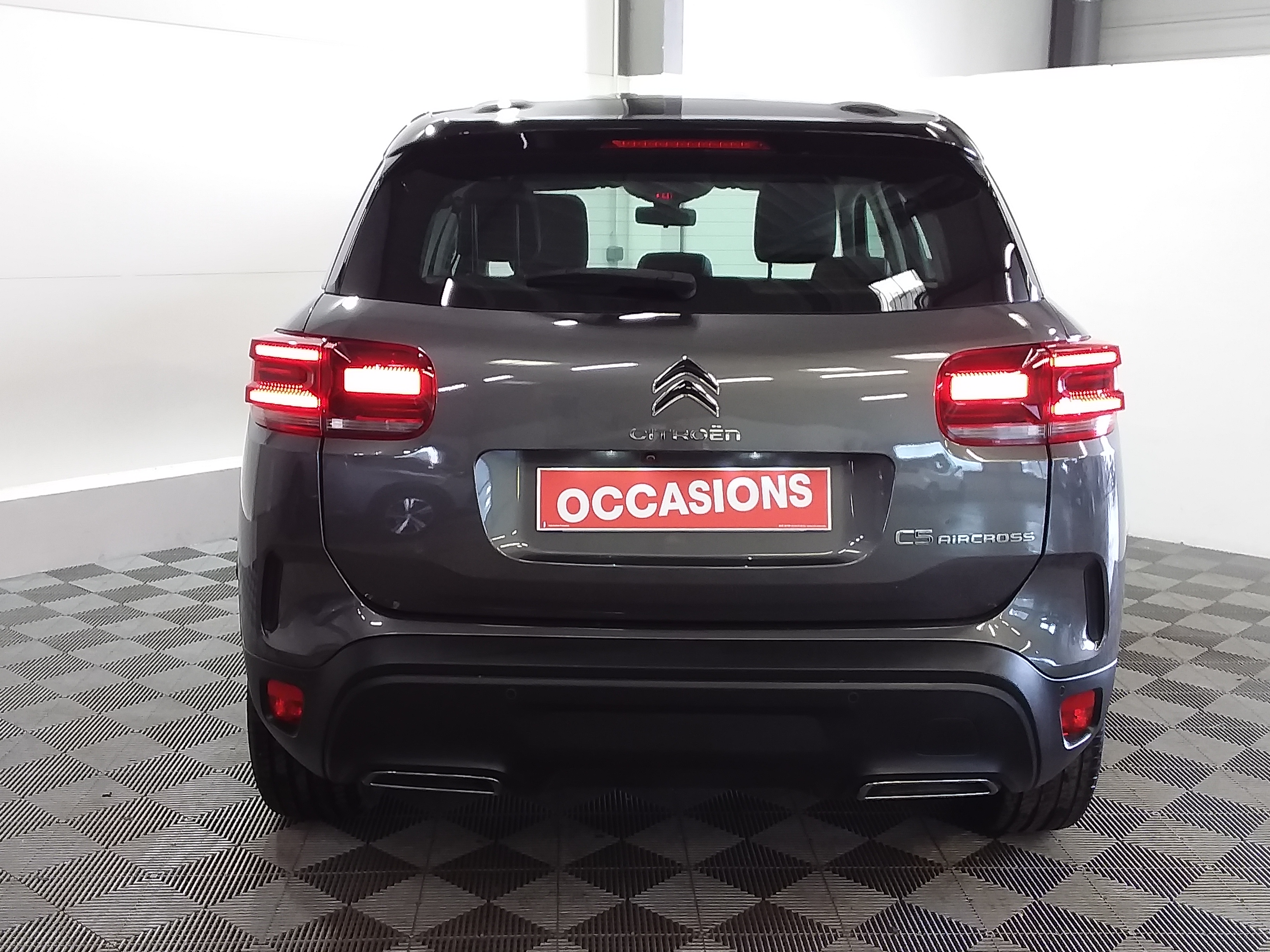 Photo 5 du véhicule CITROEN C5 AIRCROSS