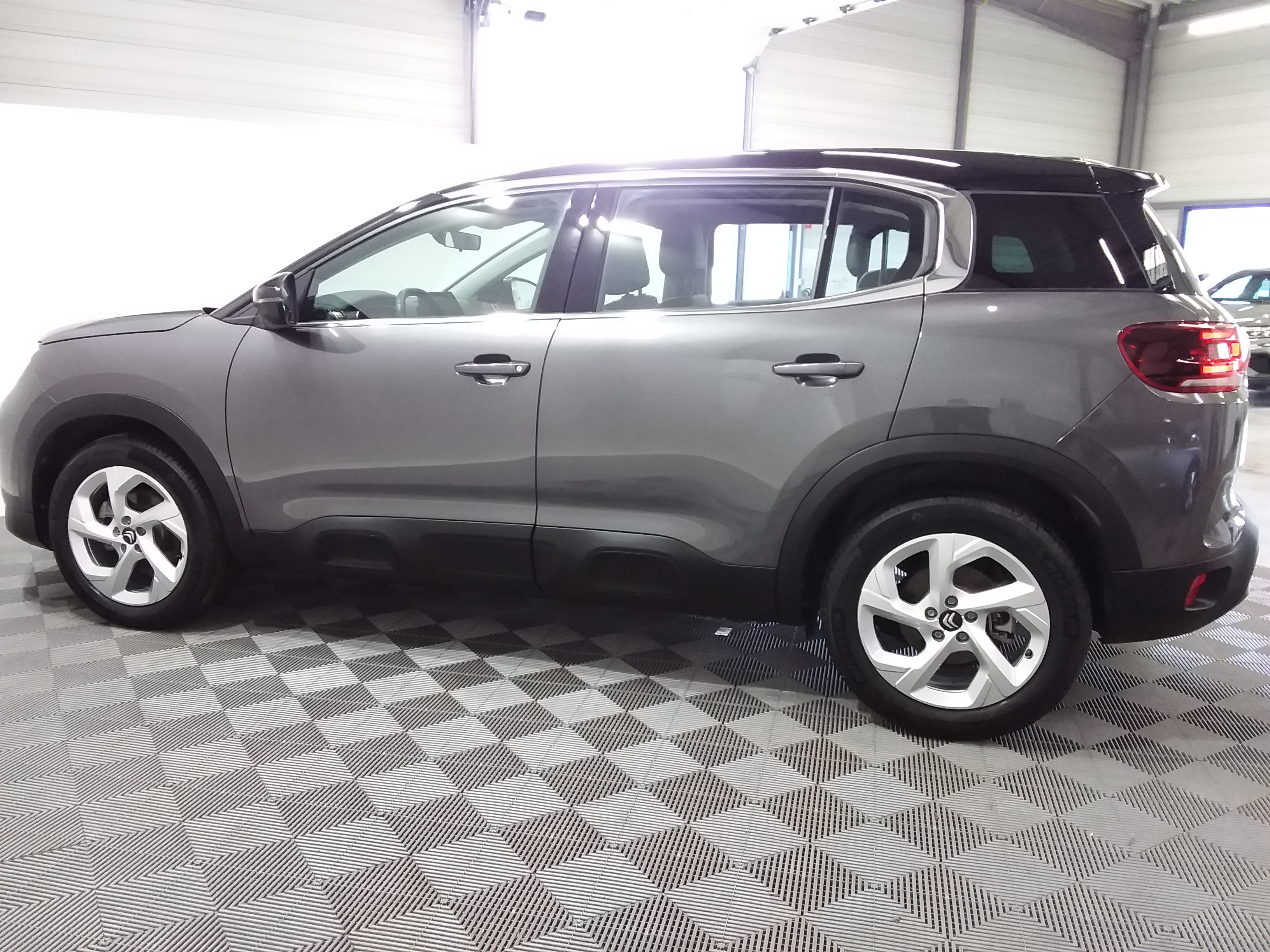 Photo 31 du véhicule CITROEN C5 AIRCROSS
