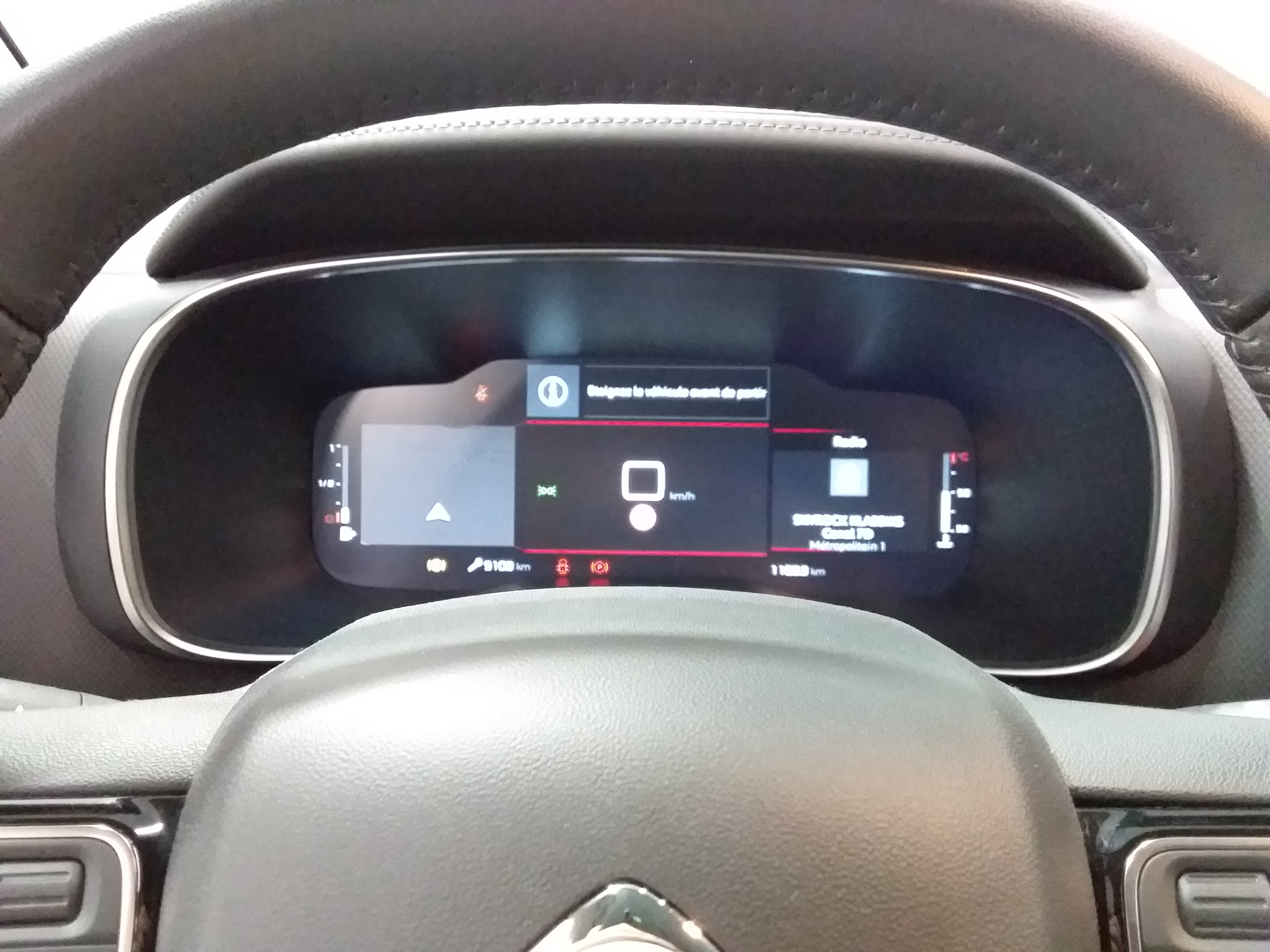Photo 25 du véhicule CITROEN C5 AIRCROSS