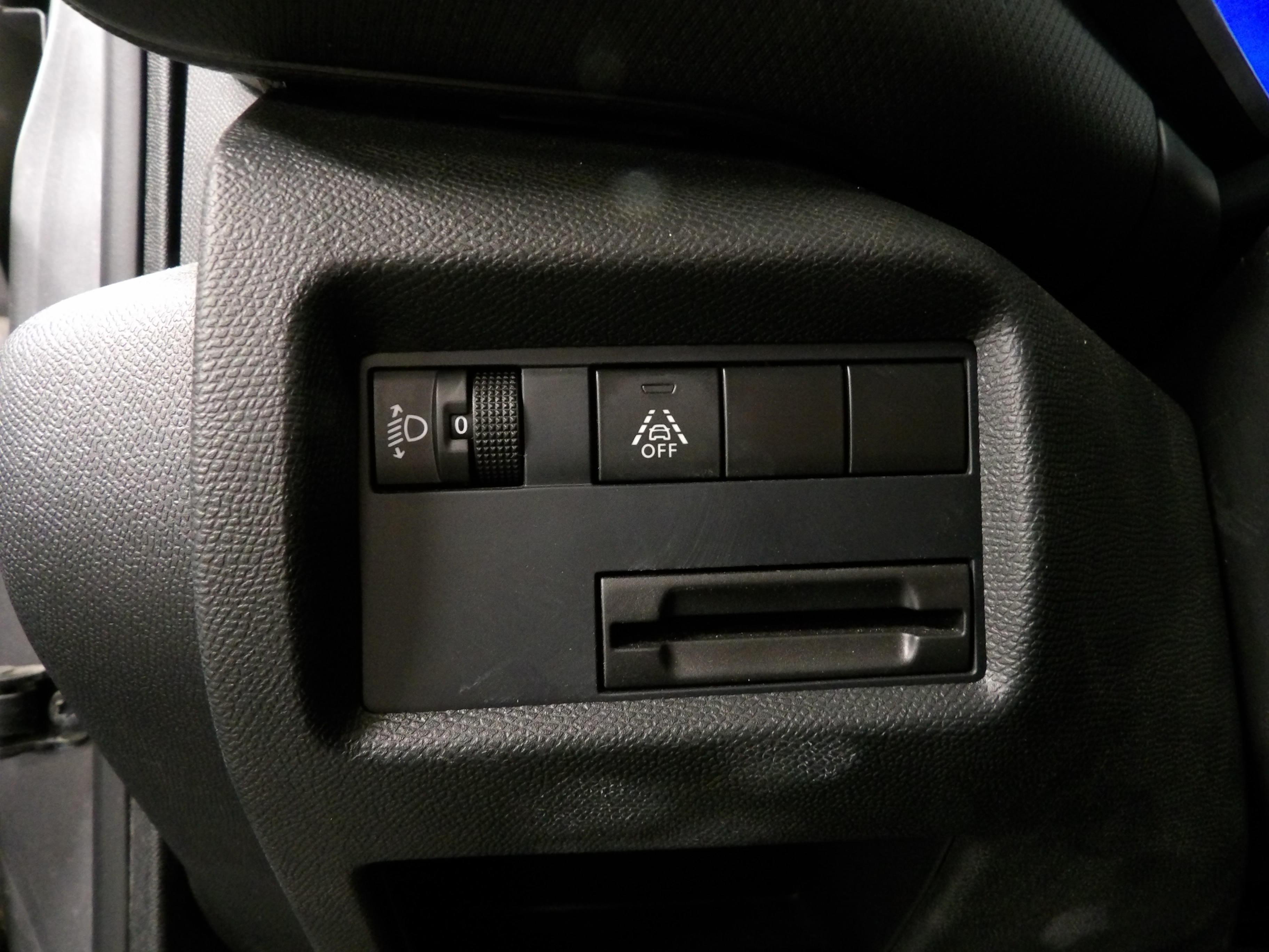Photo 15 du véhicule CITROEN C5 AIRCROSS