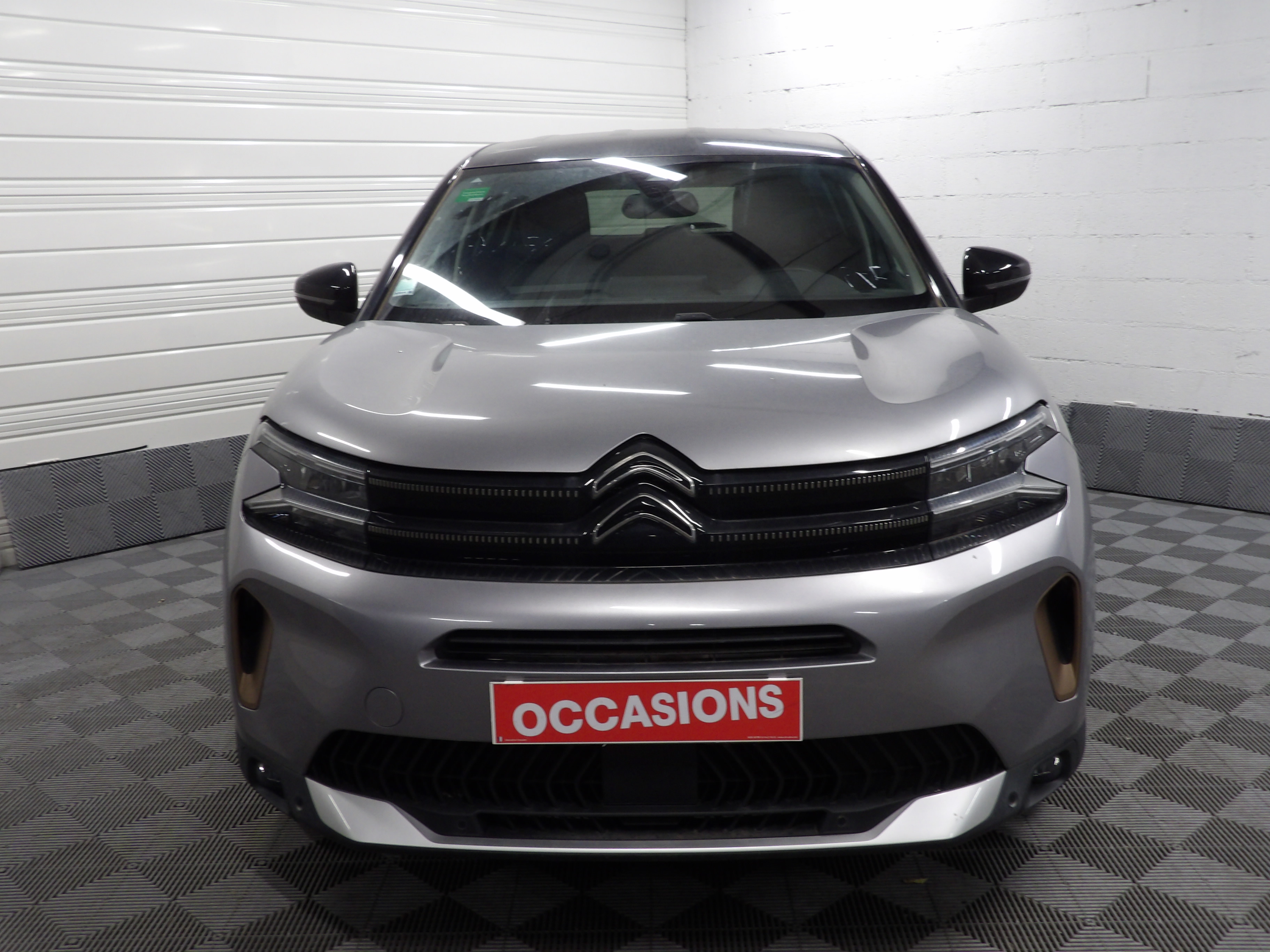Photo 2 du véhicule CITROEN C5 AIRCROSS