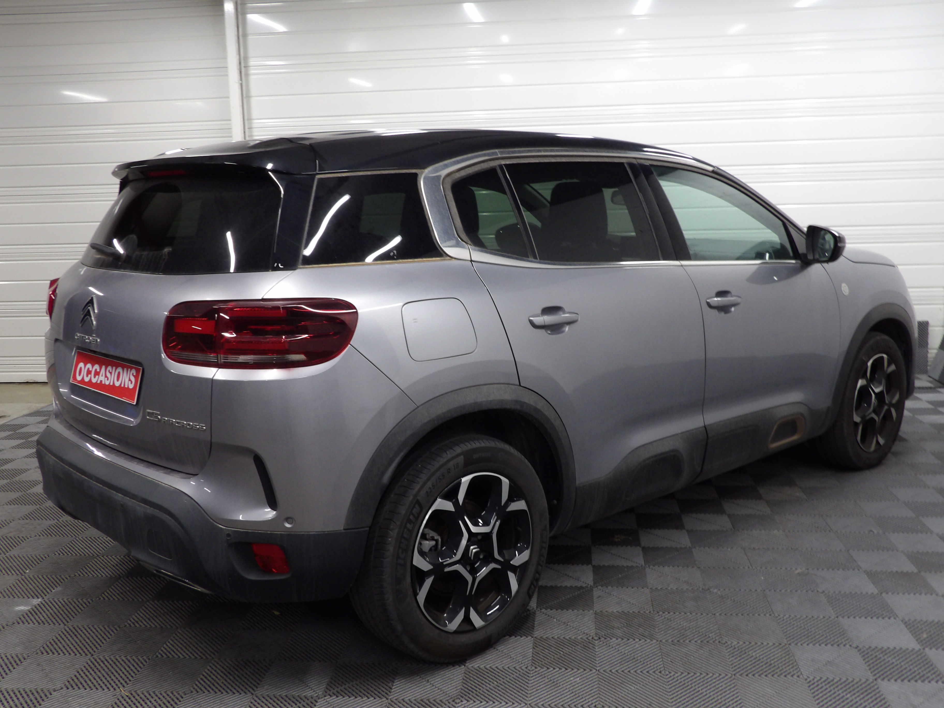 Photo 6 du véhicule CITROEN C5 AIRCROSS