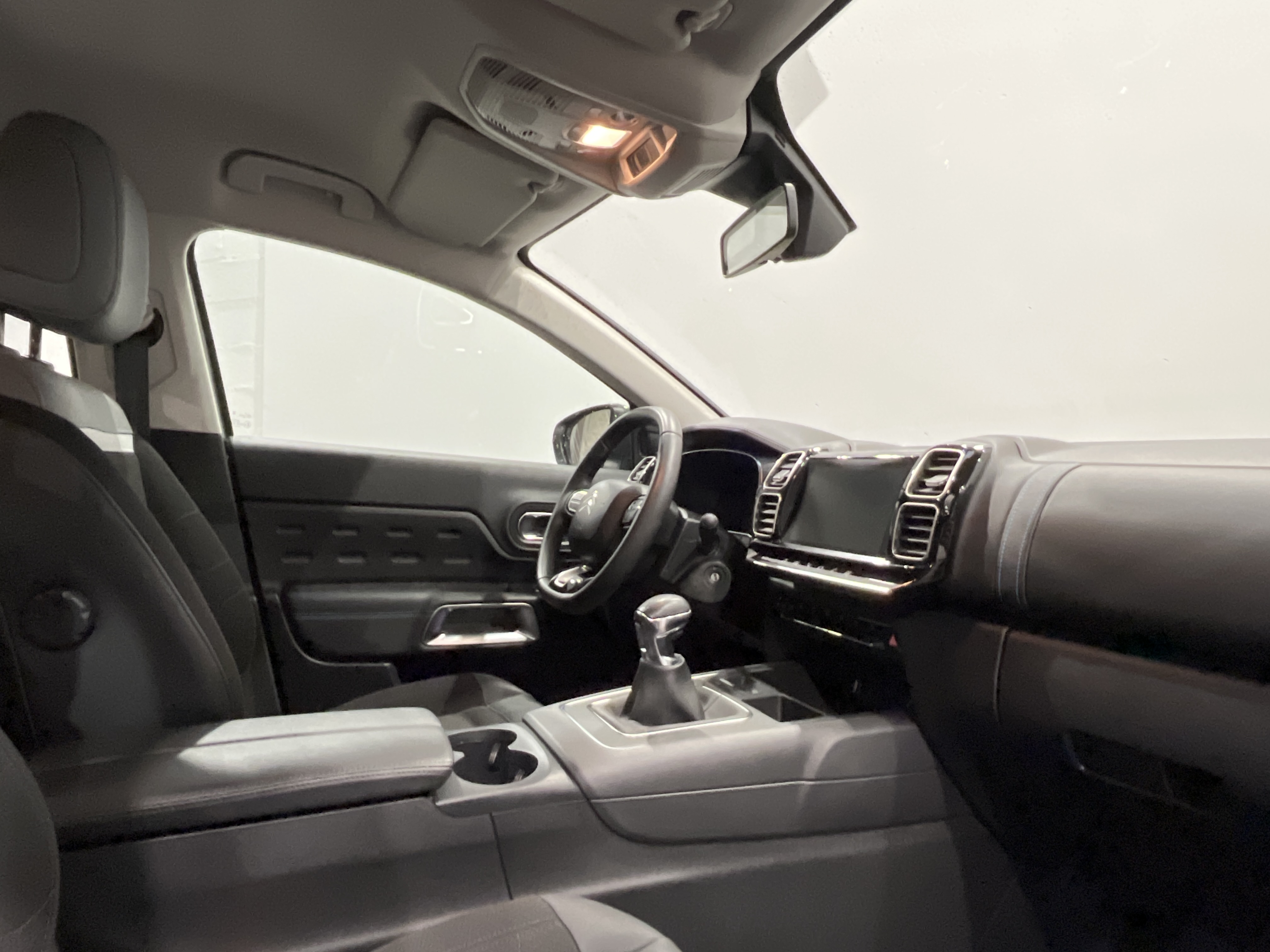 Photo 23 du véhicule CITROEN C5 AIRCROSS