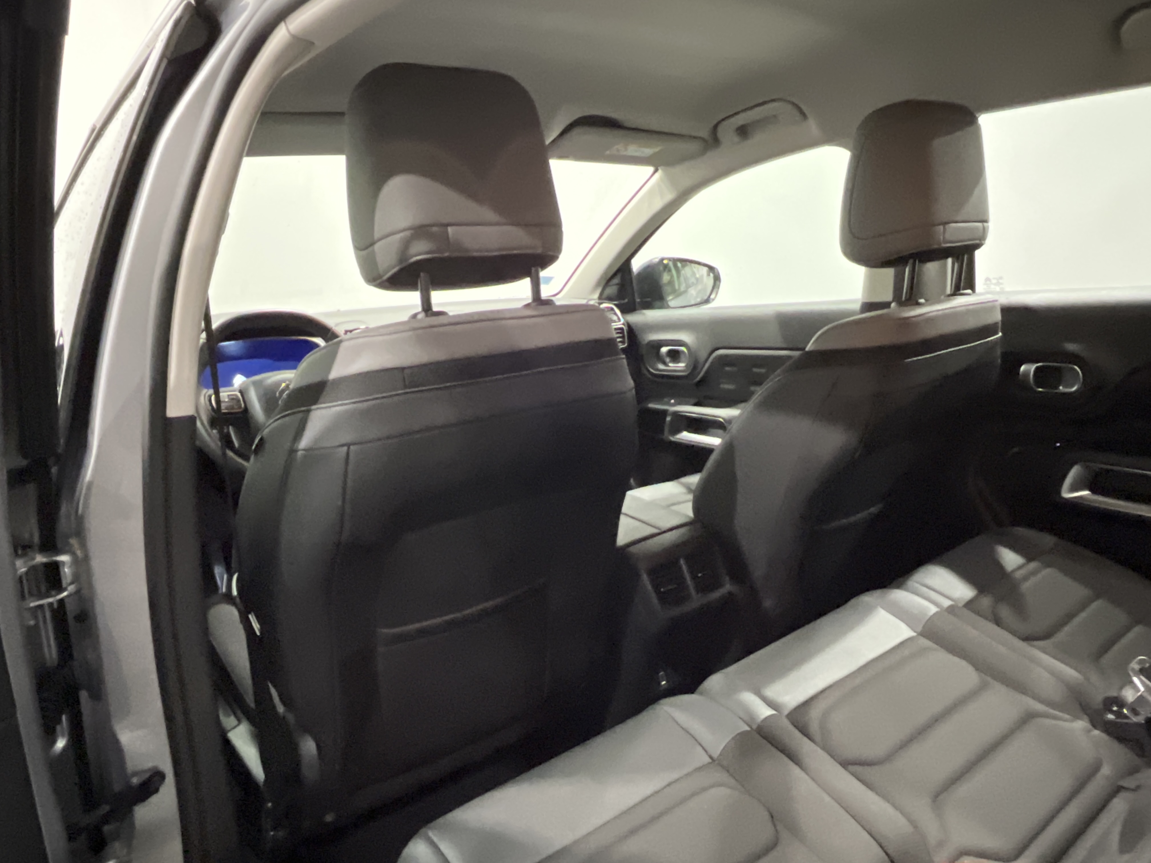 Photo 39 du véhicule CITROEN C5 AIRCROSS