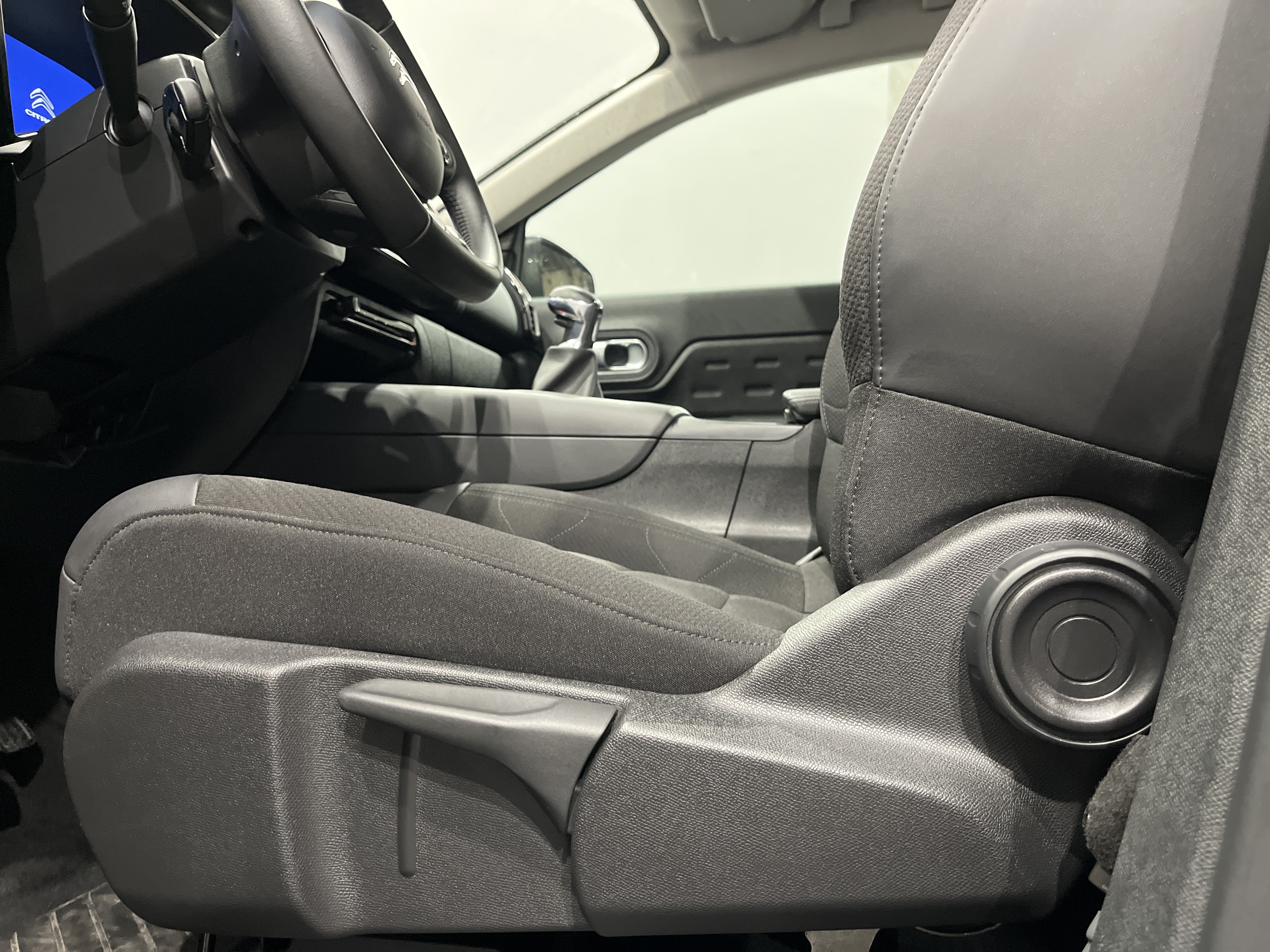 Photo 37 du véhicule CITROEN C5 AIRCROSS