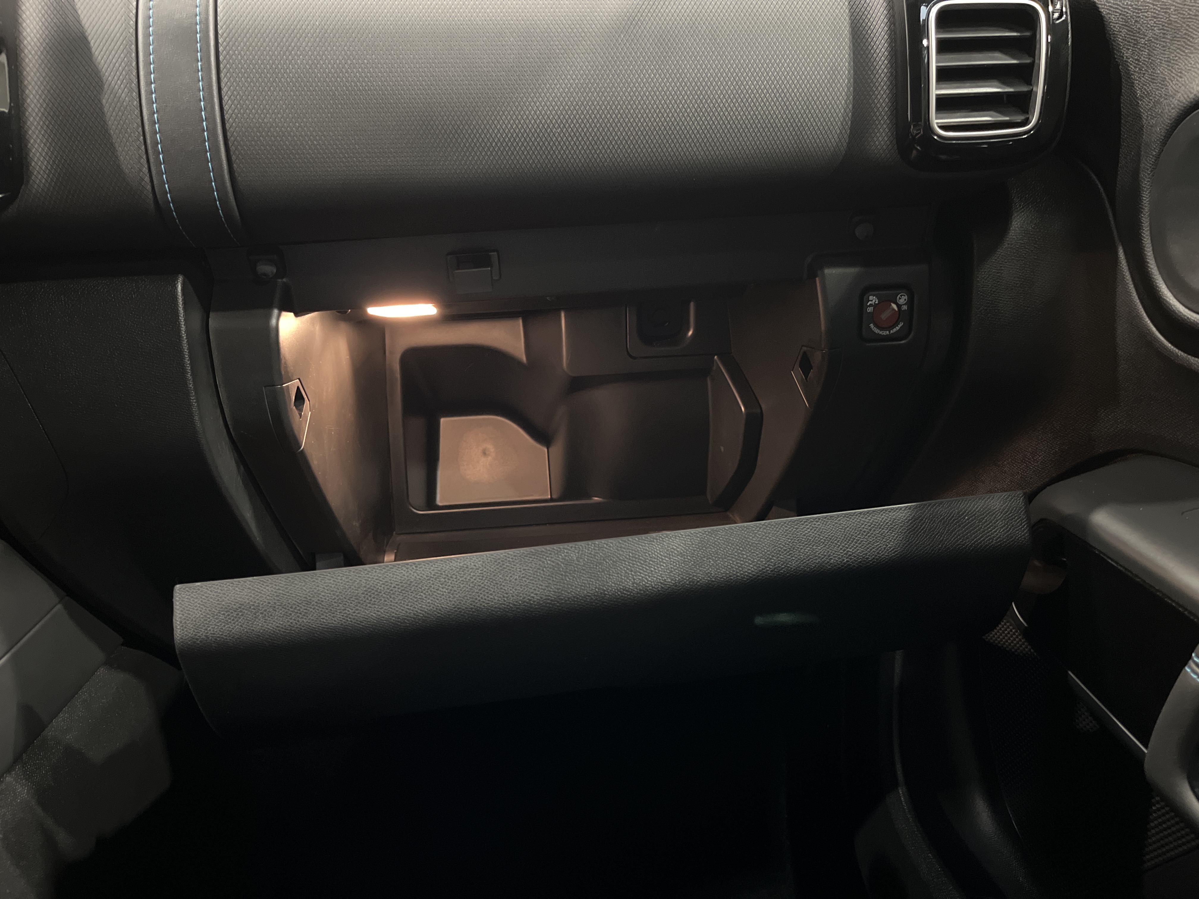 Photo 26 du véhicule CITROEN C5 AIRCROSS