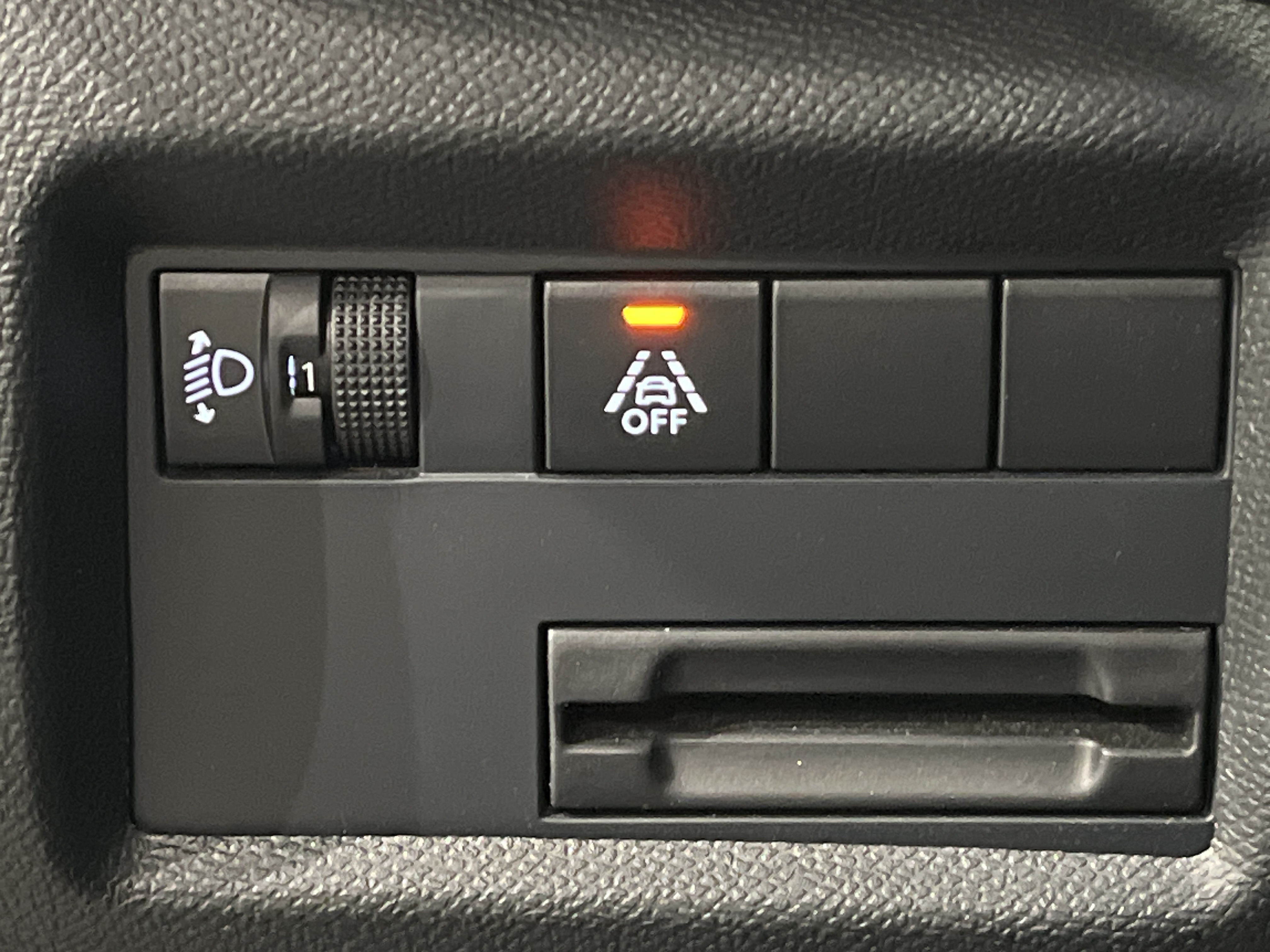 Photo 36 du véhicule CITROEN C5 AIRCROSS