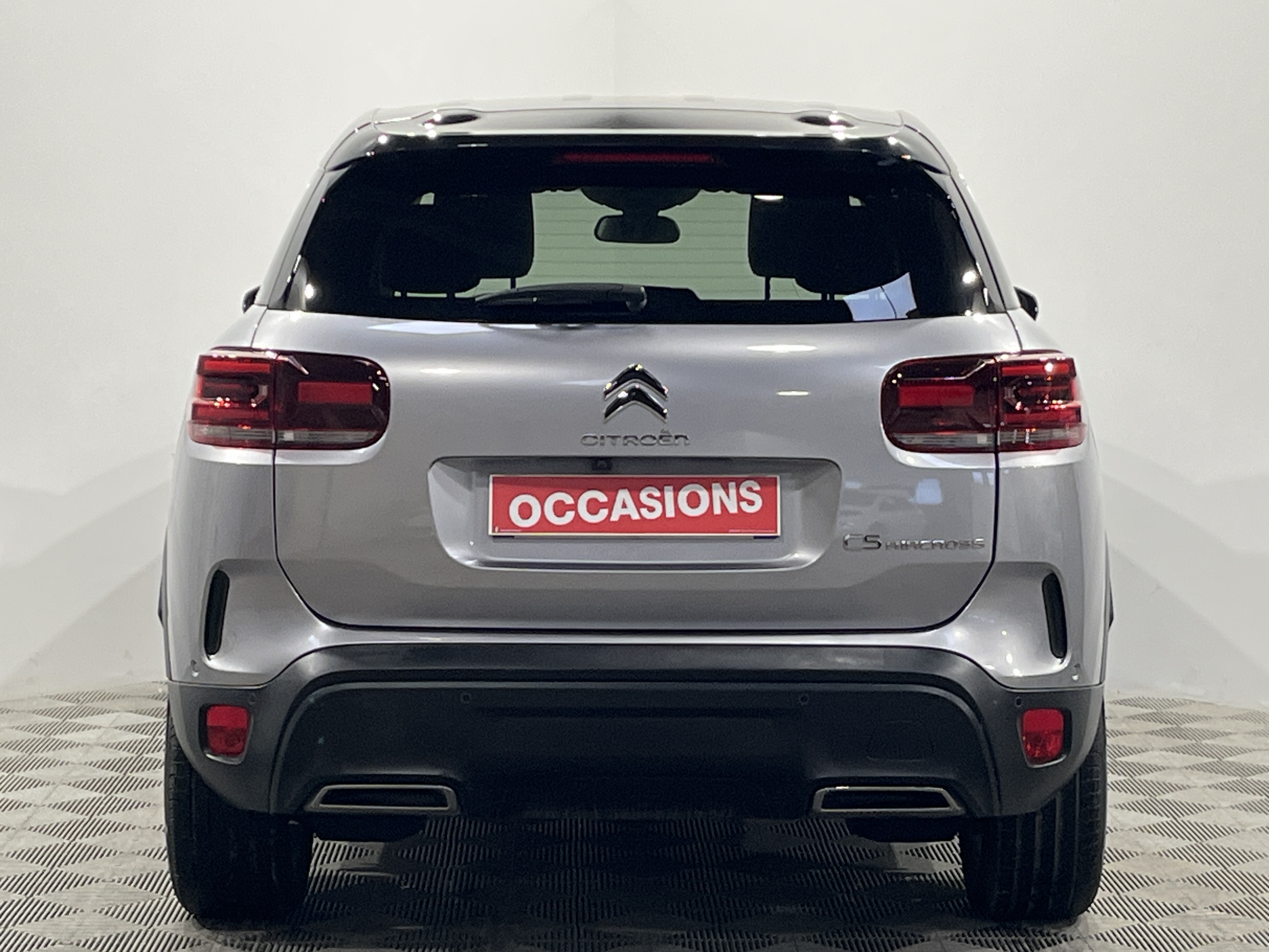 Photo 6 du véhicule CITROEN C5 AIRCROSS