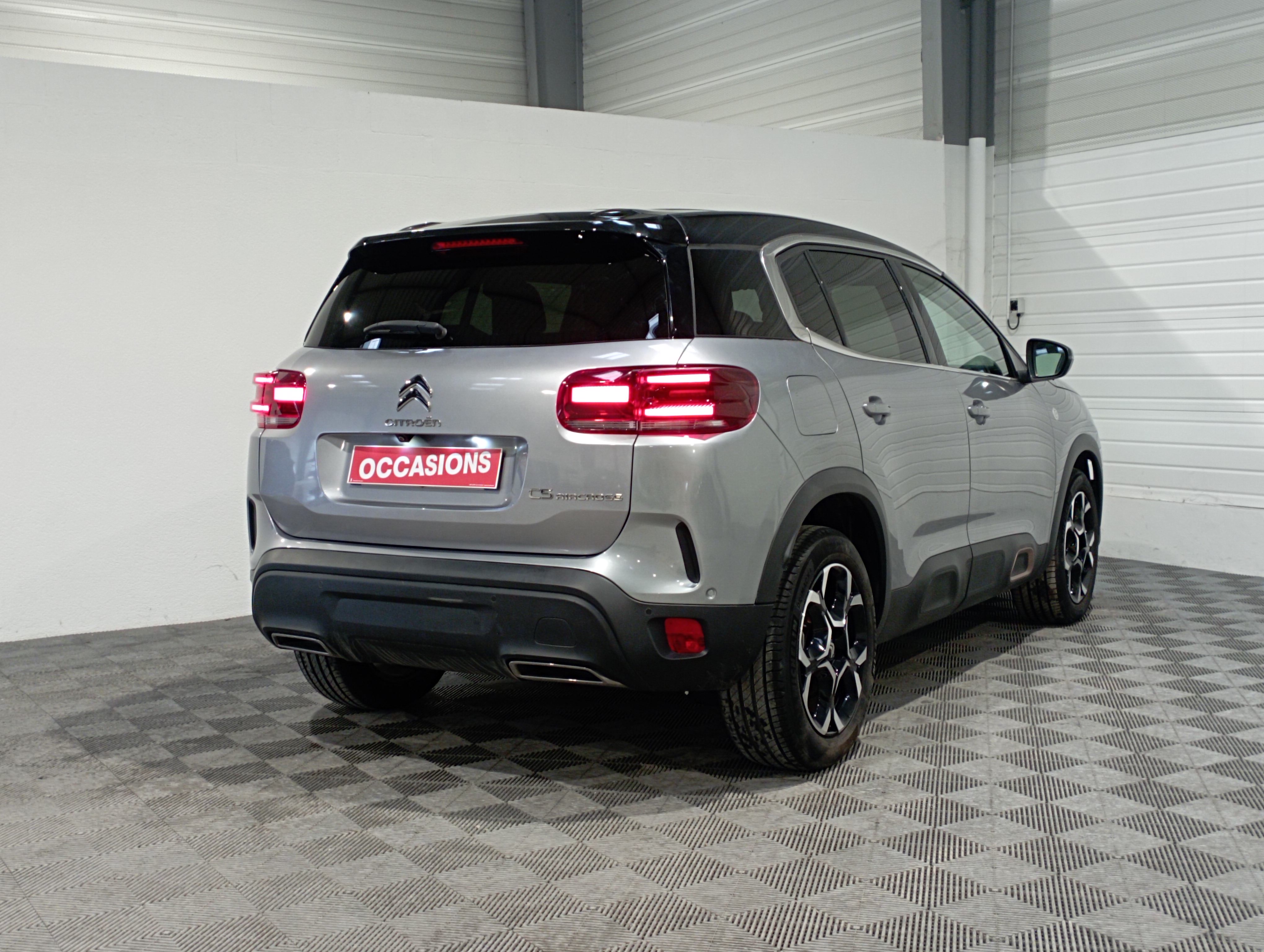 Photo 5 du véhicule CITROEN C5 AIRCROSS
