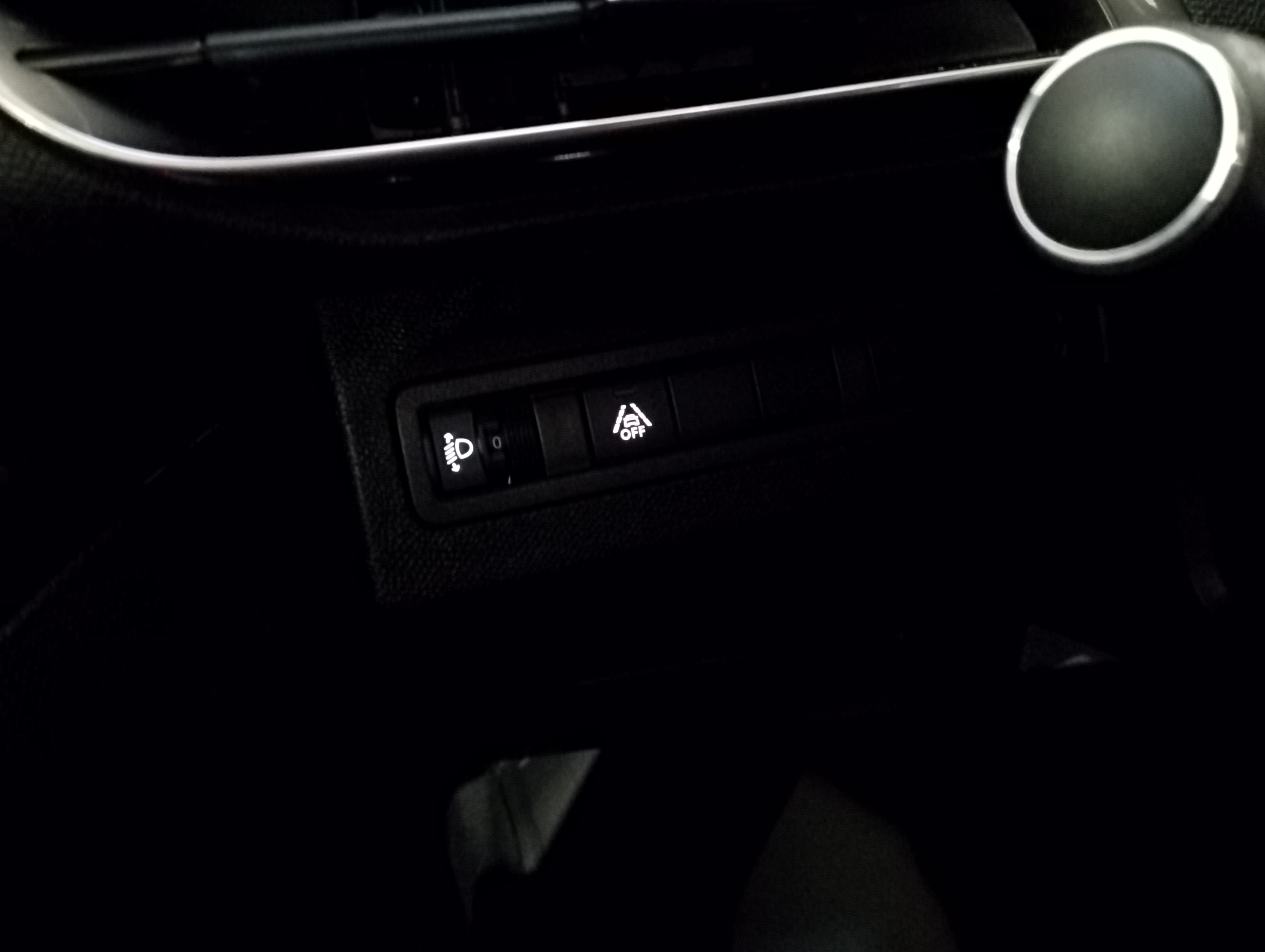 Photo 32 du véhicule PEUGEOT 5008