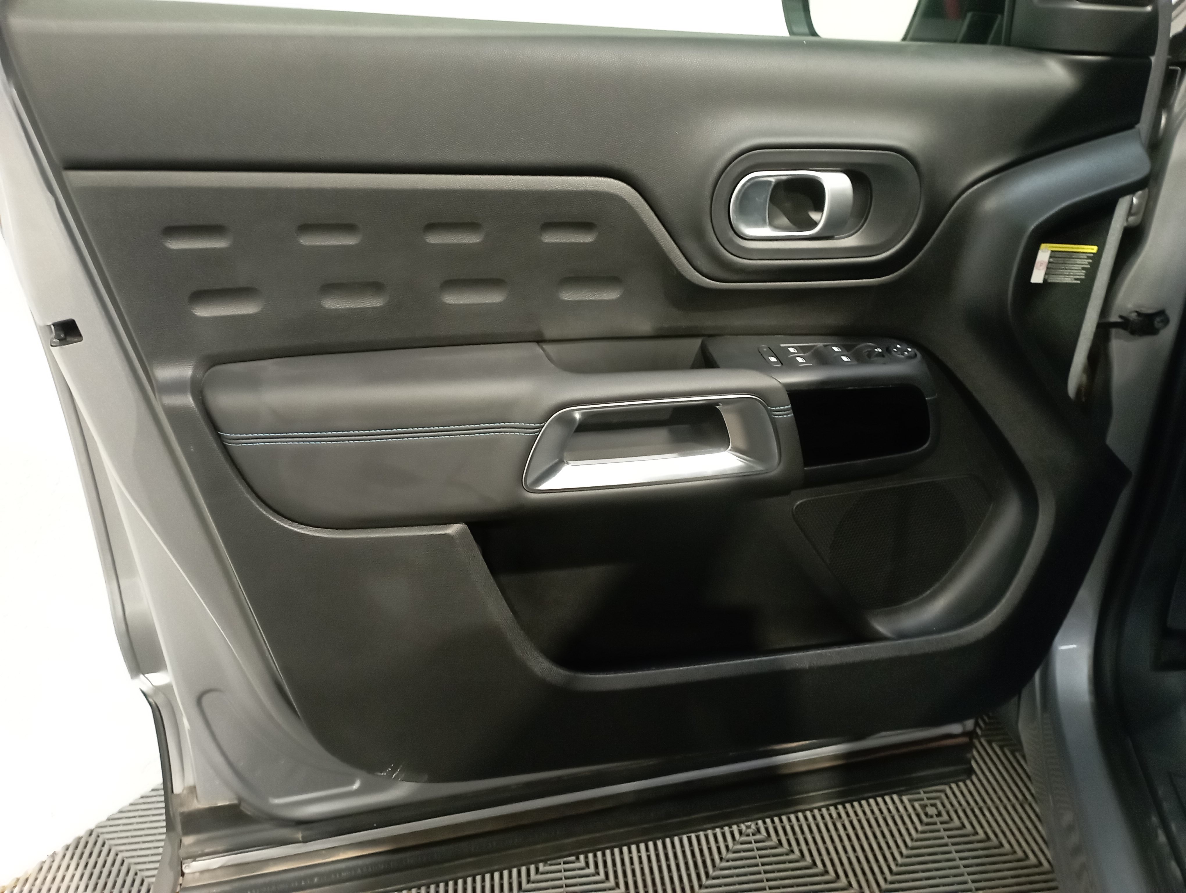 Photo 33 du véhicule CITROEN C5 AIRCROSS