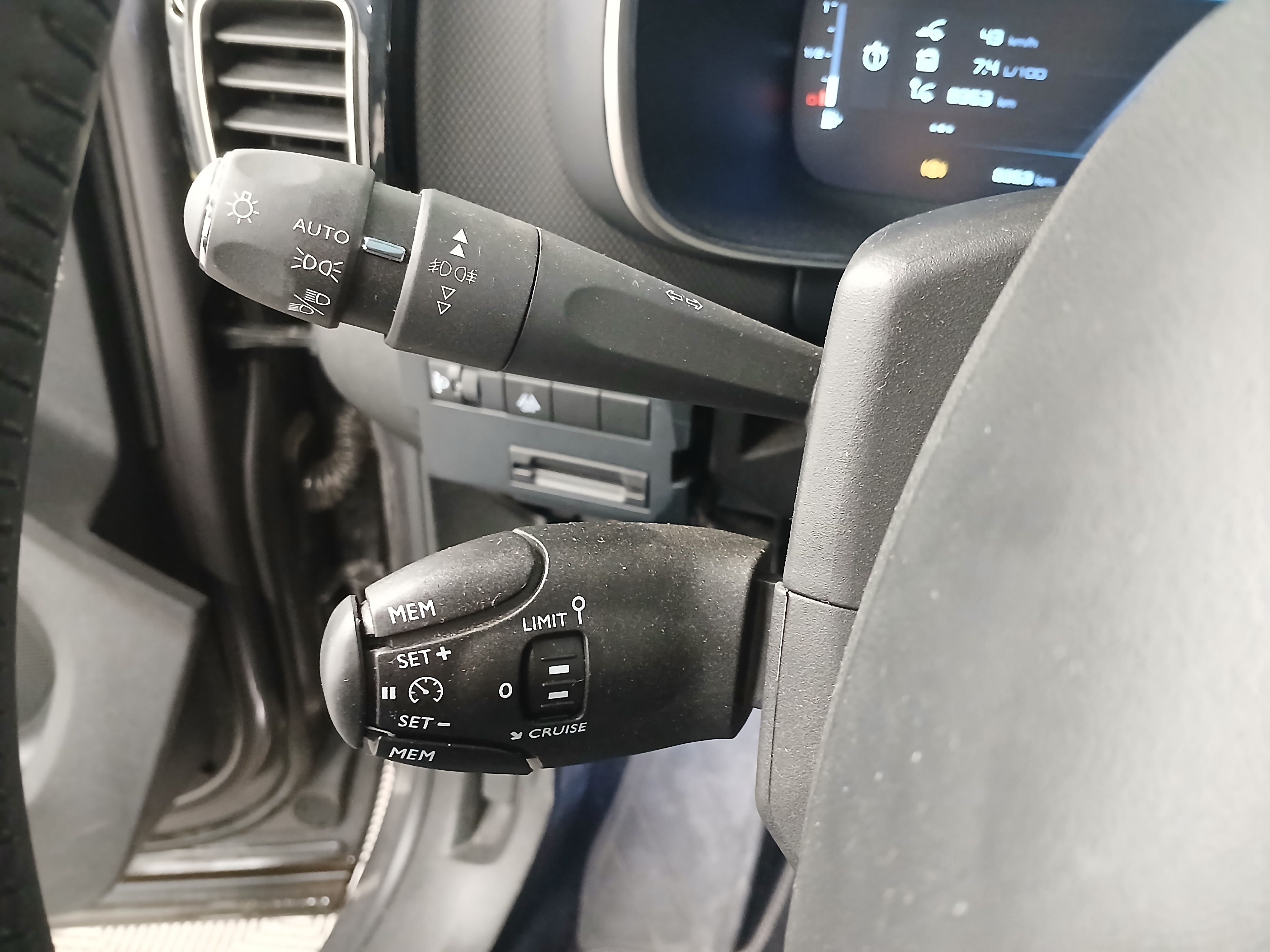 Photo 28 du véhicule CITROEN C5 AIRCROSS