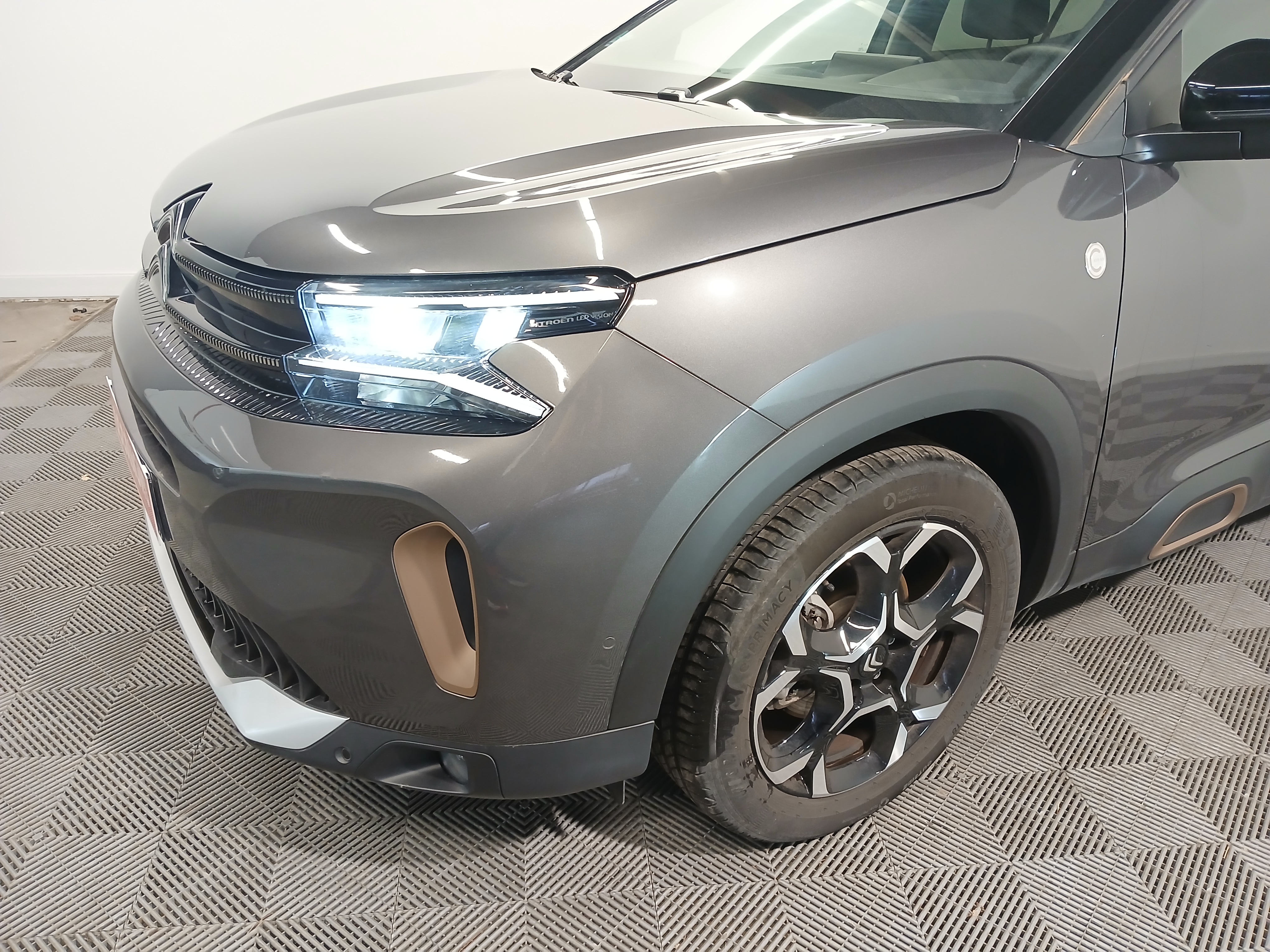 Photo 3 du véhicule CITROEN C5 AIRCROSS