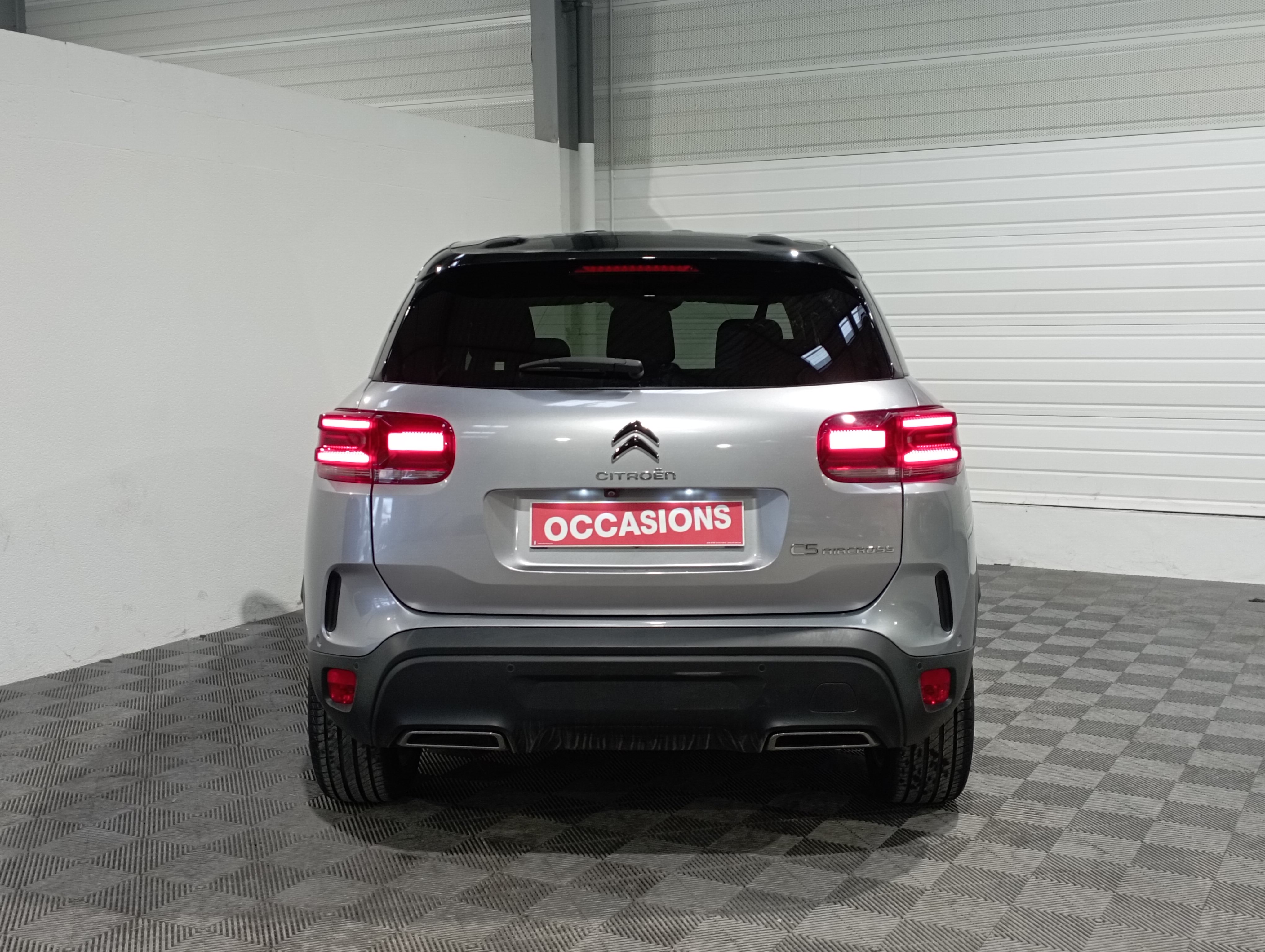Photo 6 du véhicule CITROEN C5 AIRCROSS